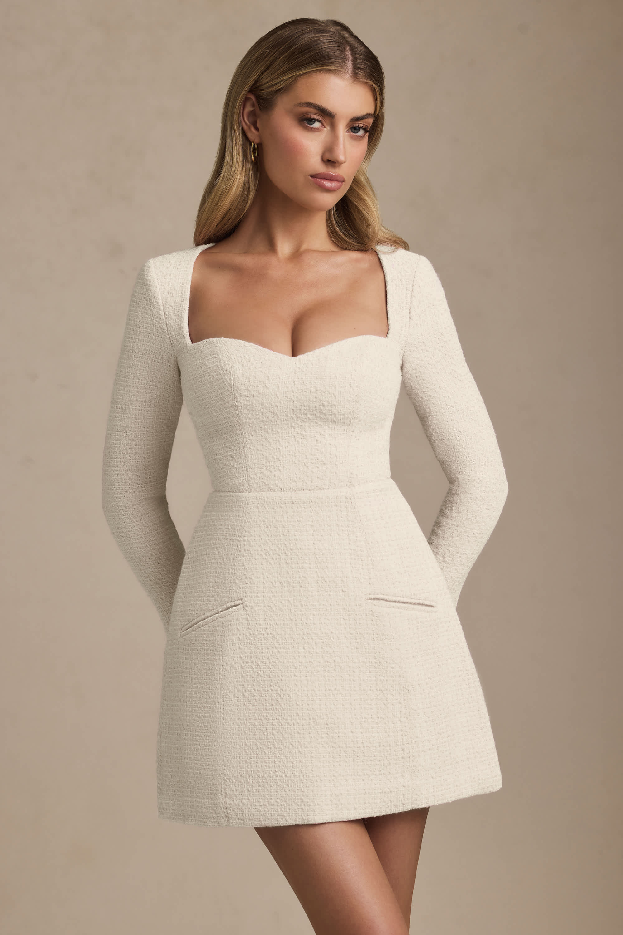 Taesha-Sweetheart-Neck Structured Mini Dress in Ivory