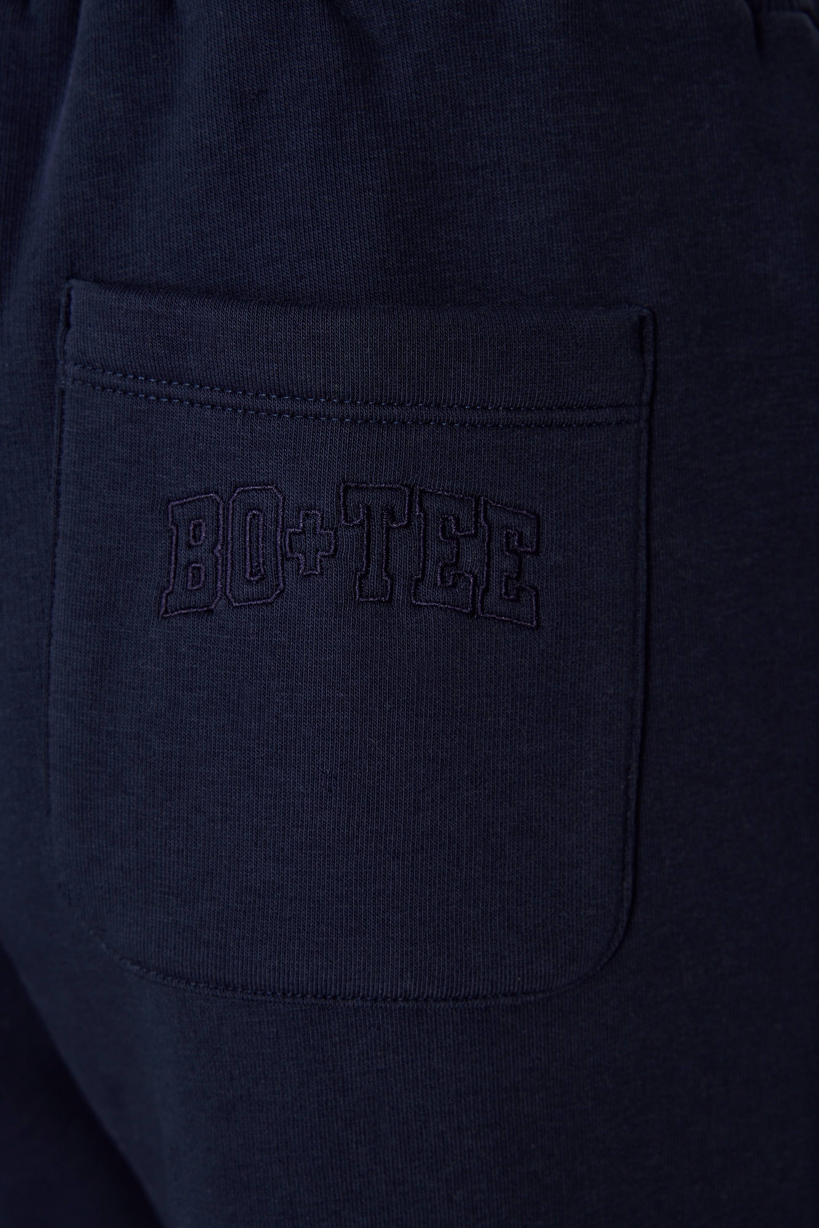 Wide-Leg Joggers in Classic Navy