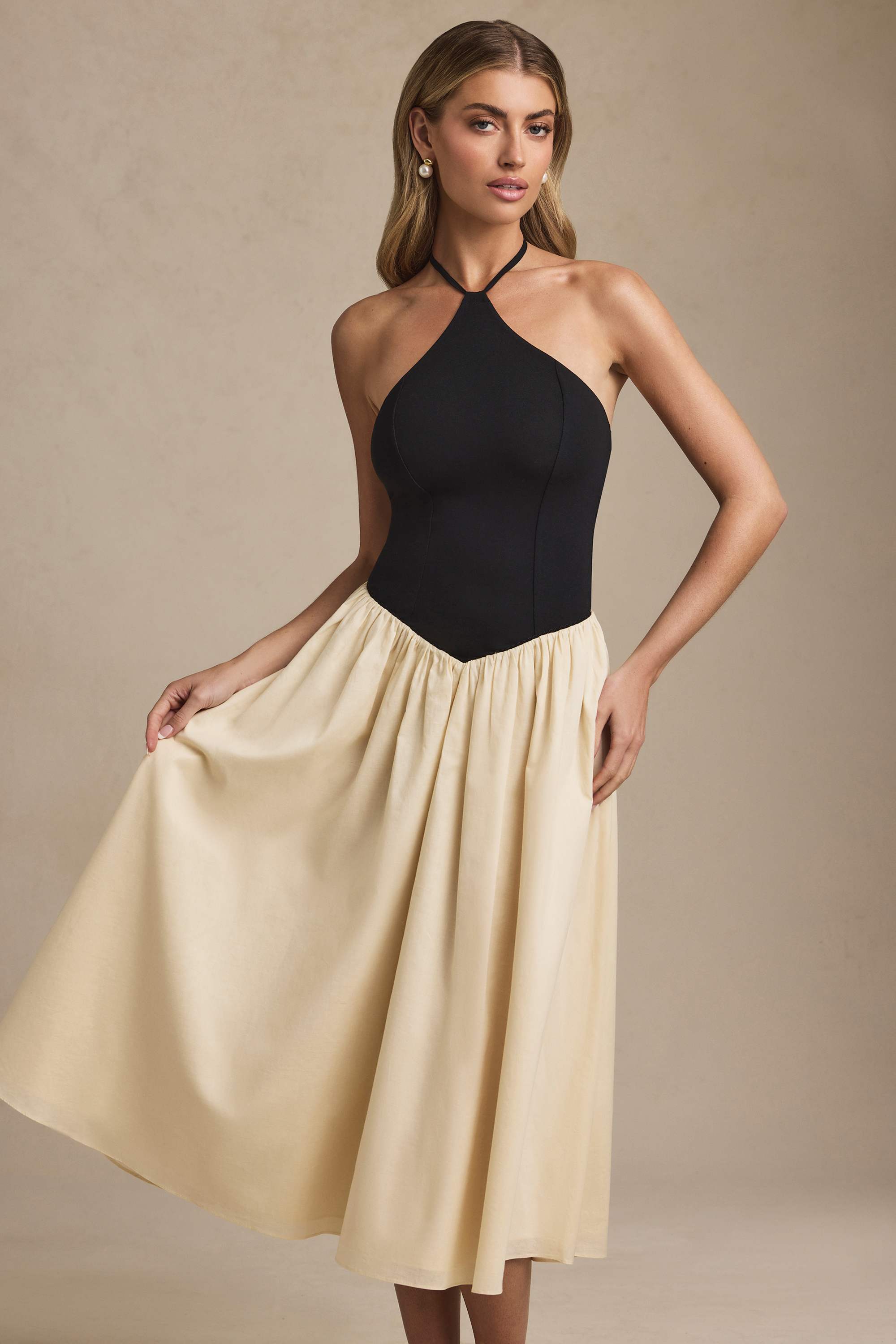 Thalira-Halterneck A-Line Midaxi Dress in Black