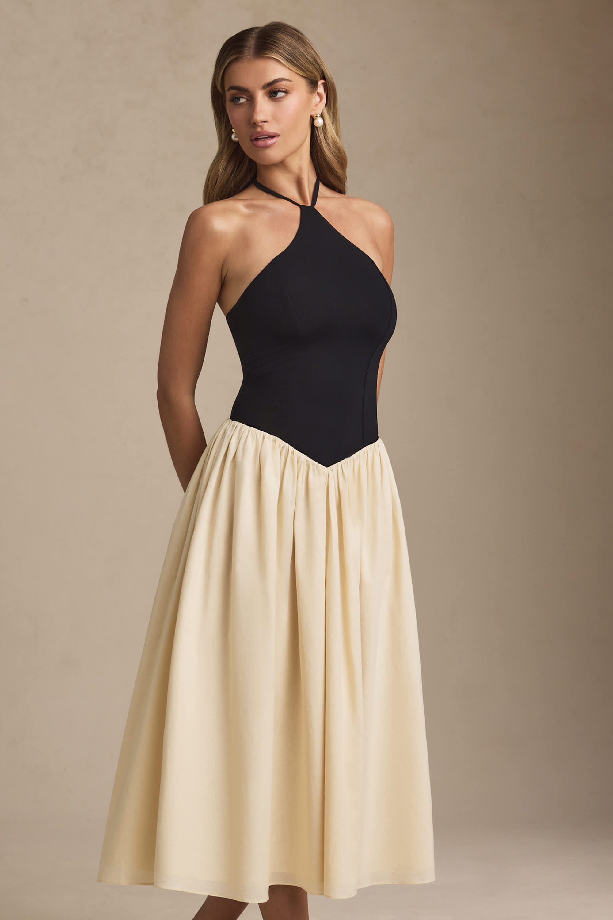 Thalira-Halterneck A-Line Midaxi Dress in Black