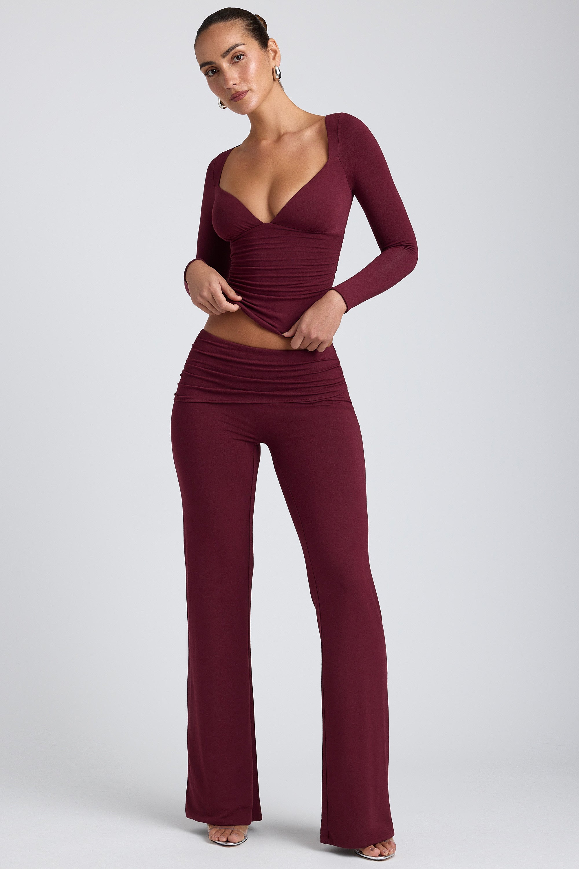 Katya-Mid-Rise Straight-Leg Trousers in Plum