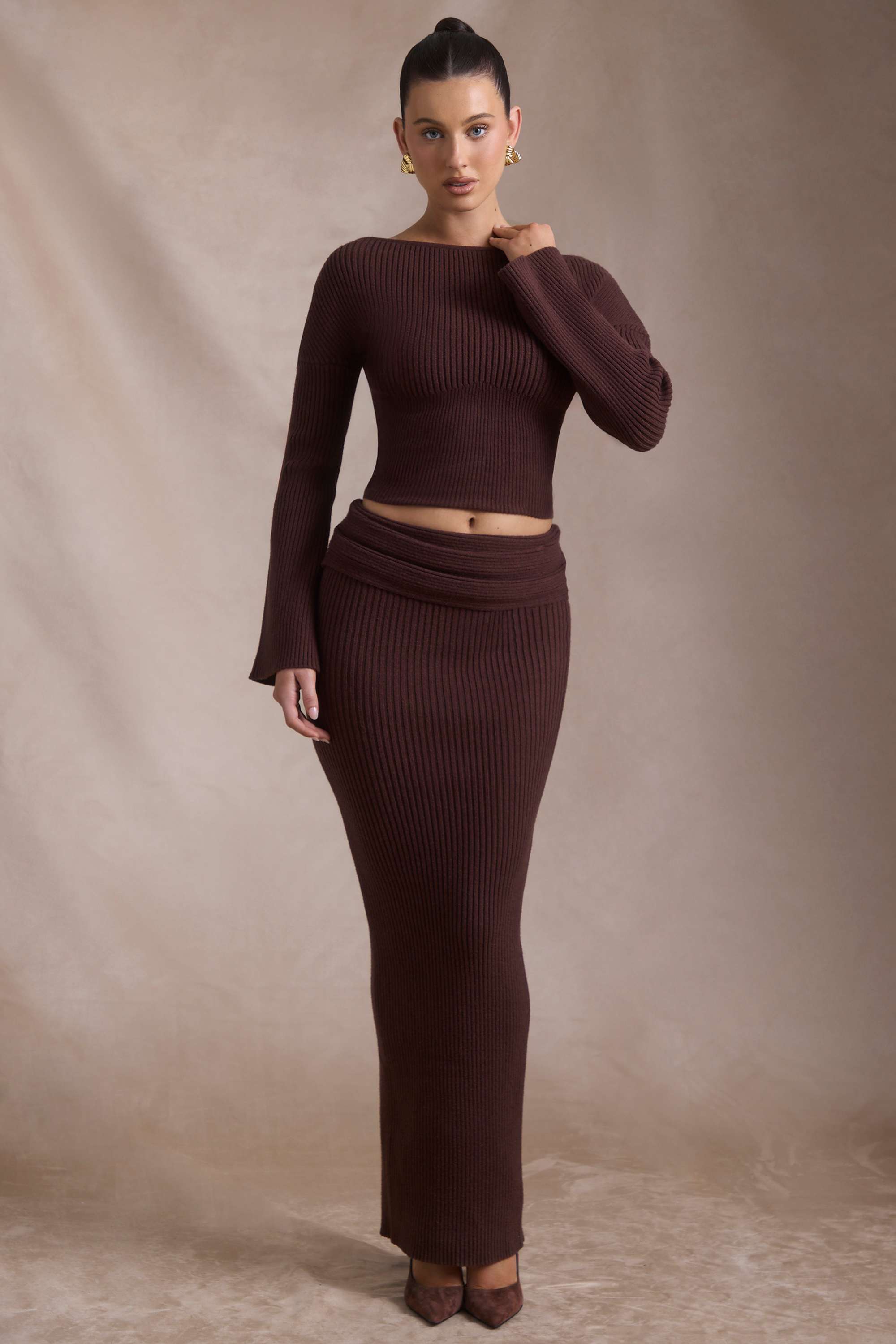 Wilona-Ribbed-Knit Slash-Neck Top in Espresso