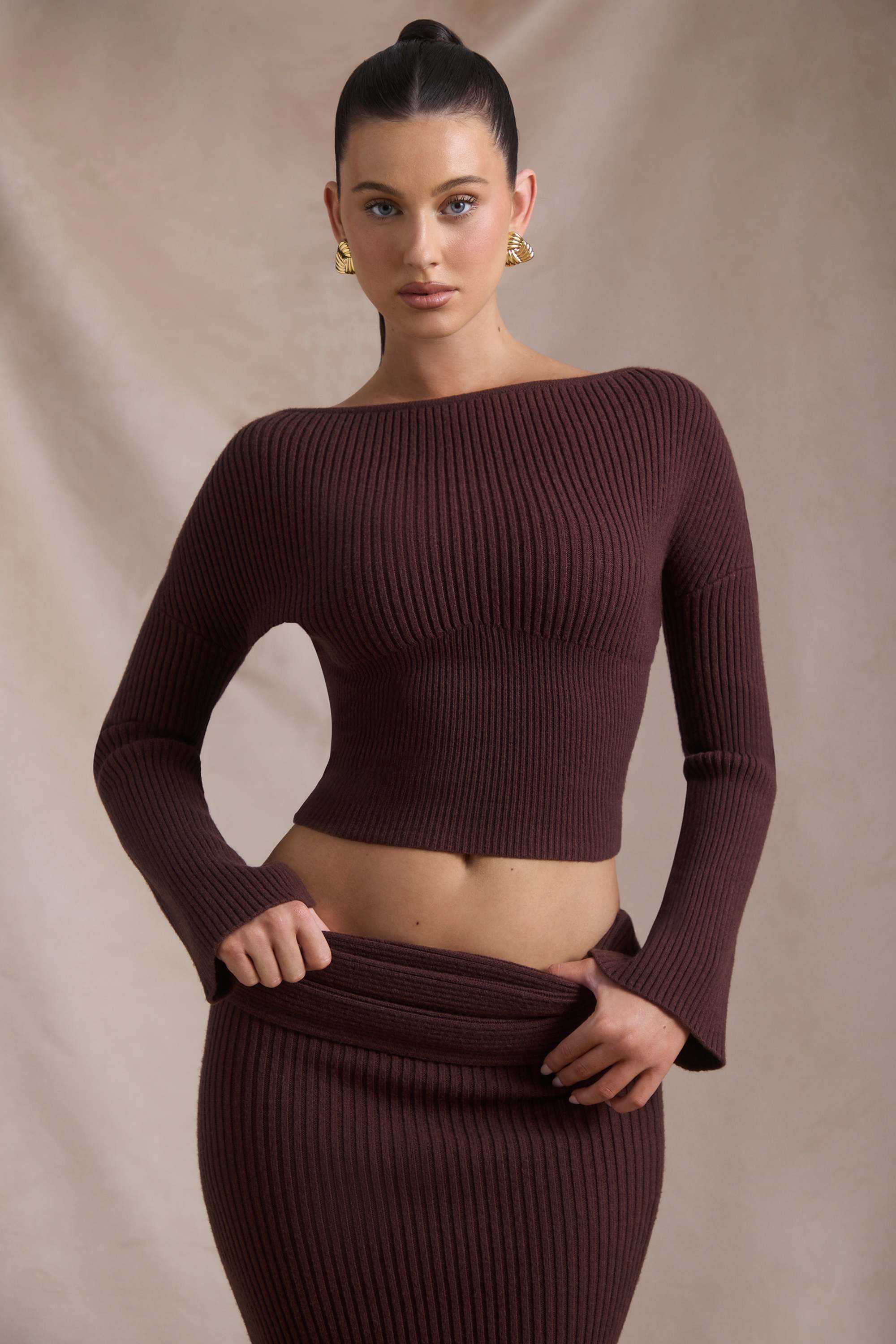 Wilona-Ribbed-Knit Slash-Neck Top in Espresso
