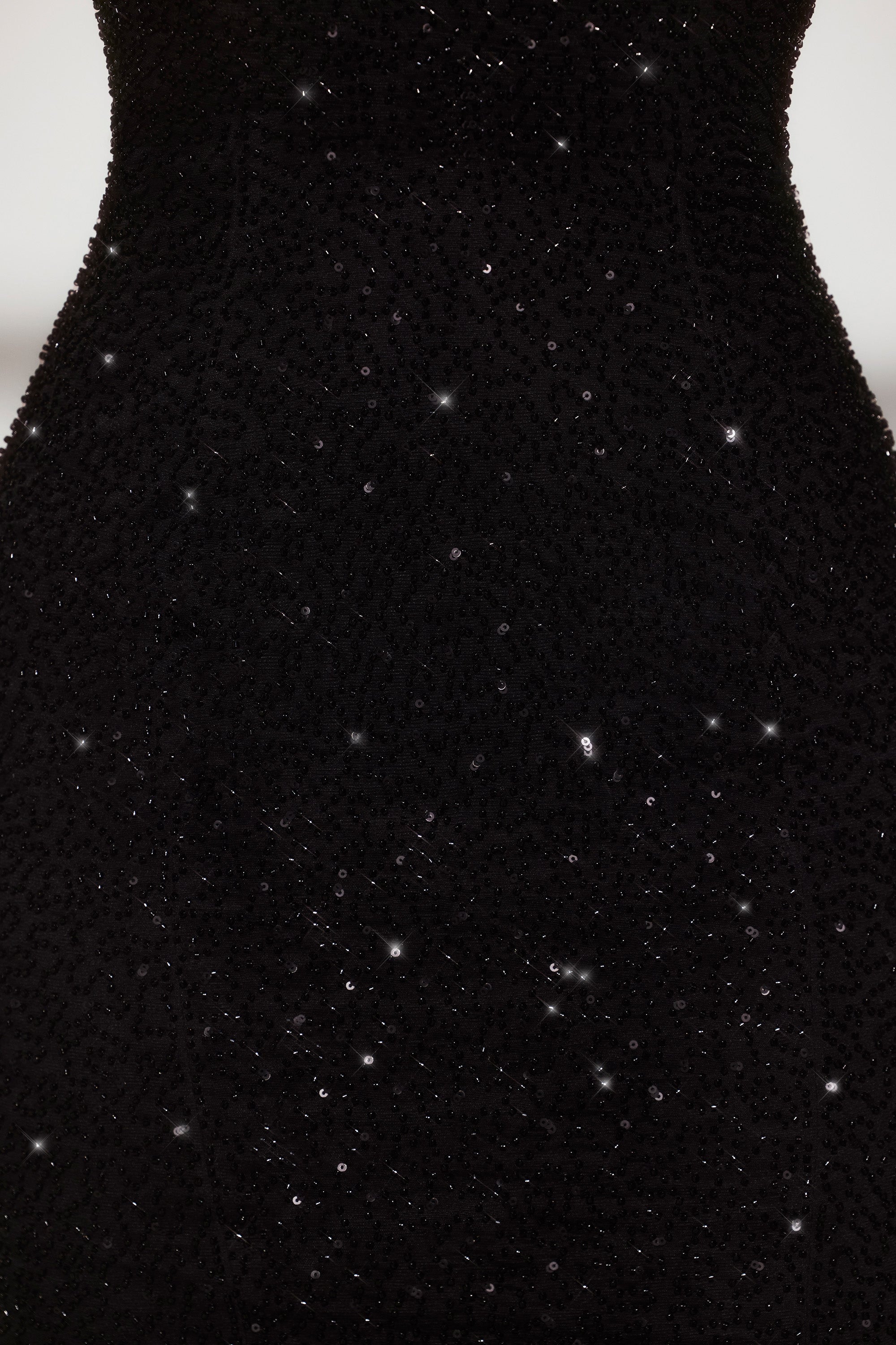 Venice-Embellished Plunge Halter Neck Midaxi Dress in Black