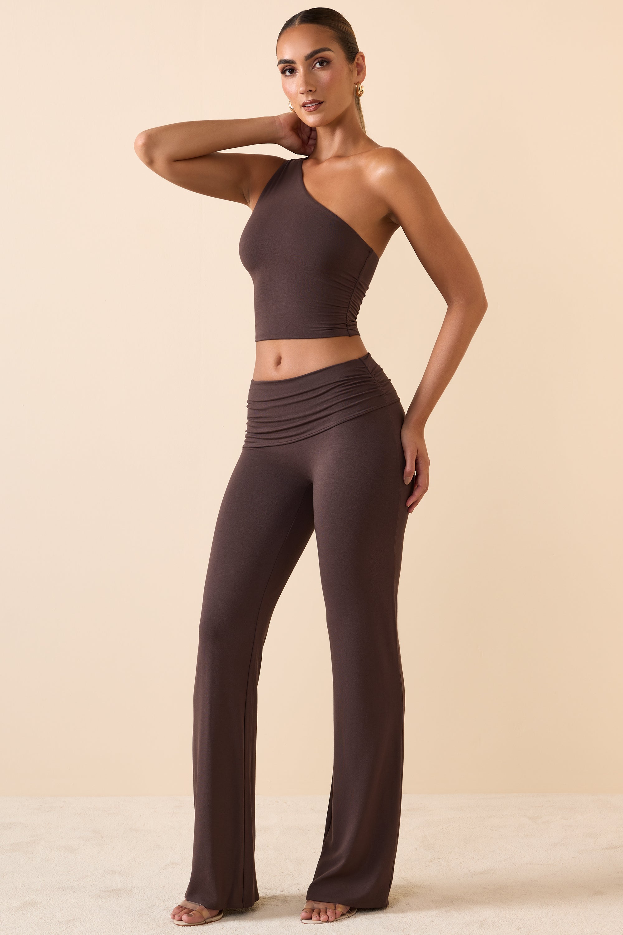 Katya-Mid-Rise Straight-Leg Trousers in Chocolate Brown