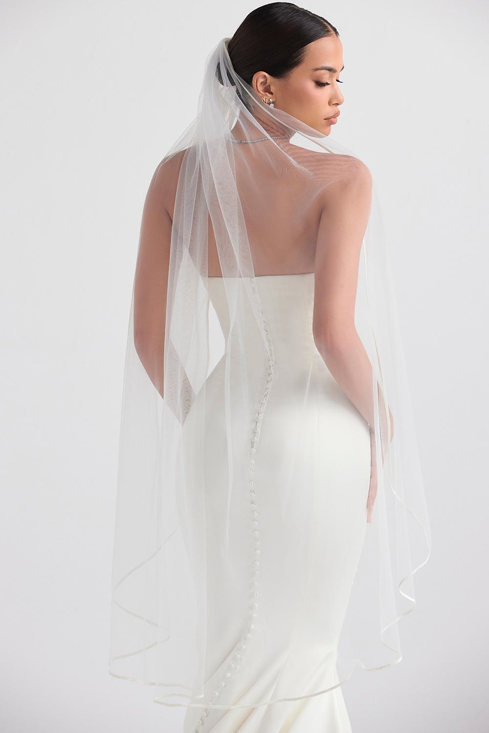Simone-White Soft Tulle Veil