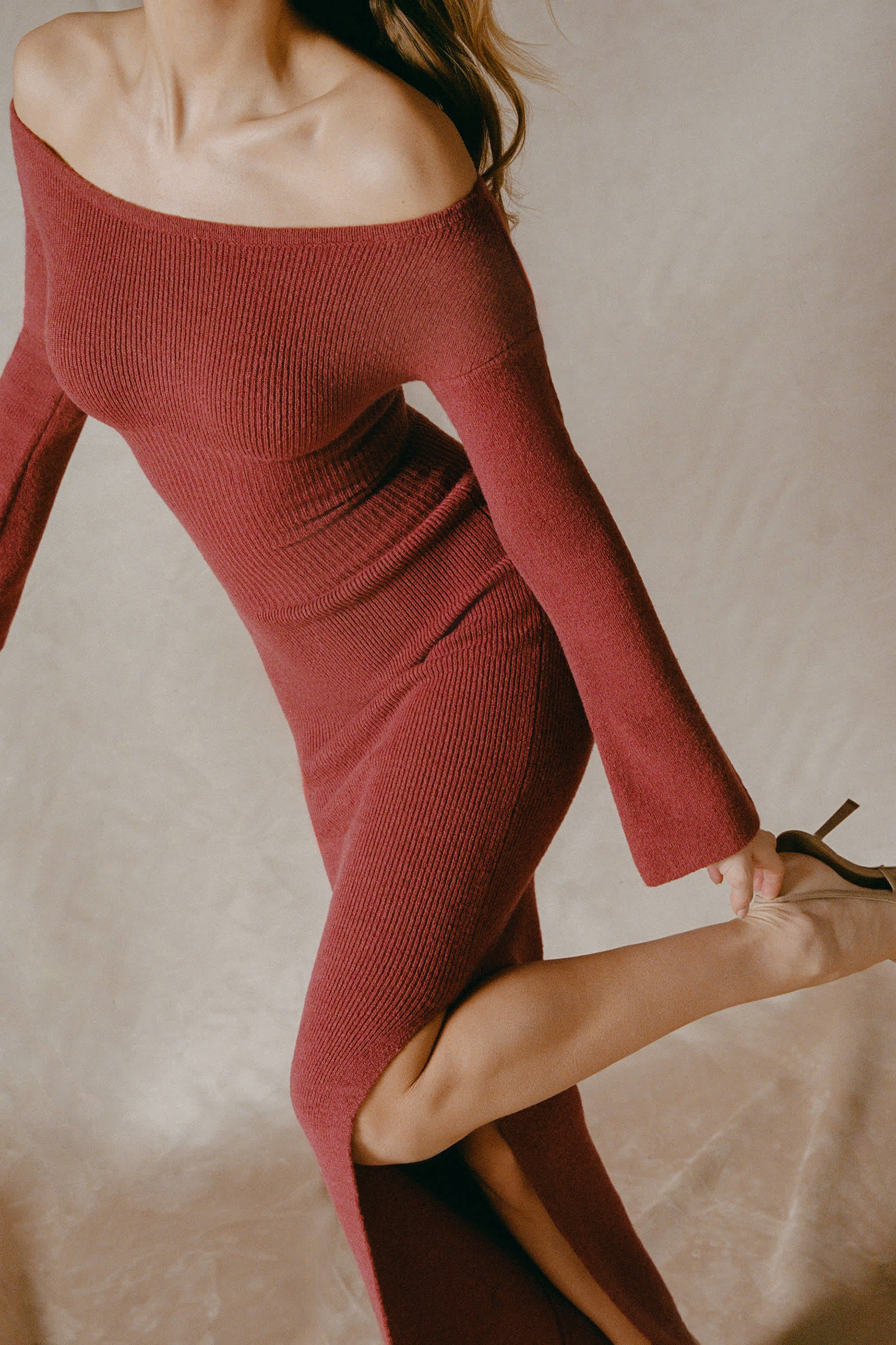 Terneigh-Ribbed-Knit Off-Shoulder Maxi Dress in Brick Red