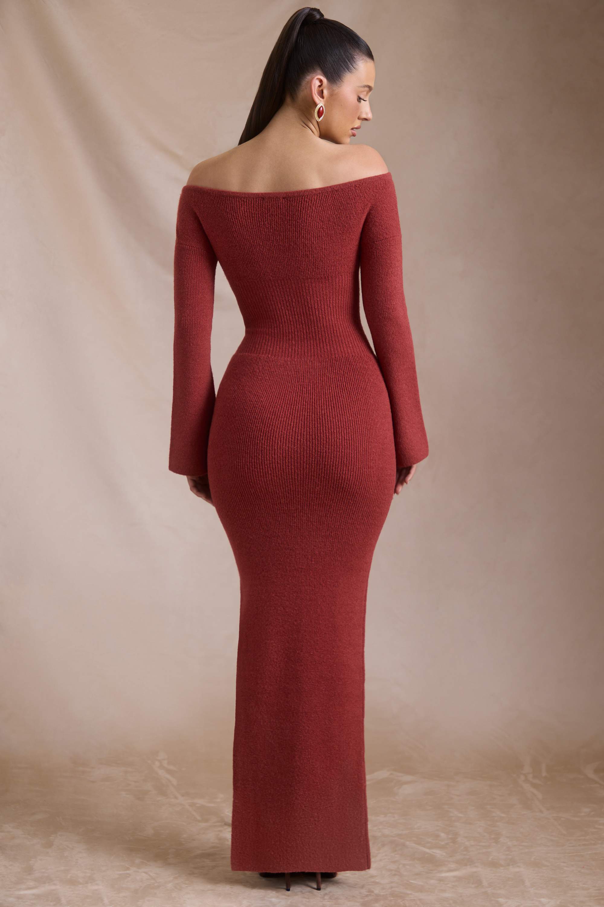Terneigh-Ribbed-Knit Off-Shoulder Maxi Dress in Brick Red