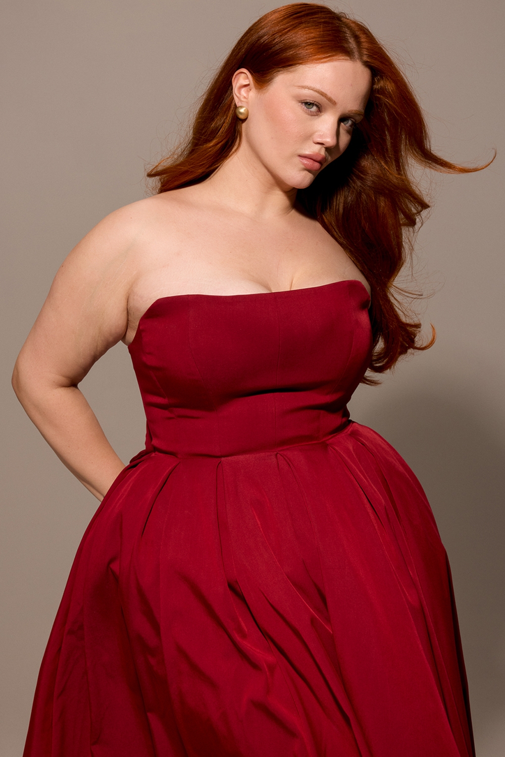 Pandora-Berry Strapless Detachable Bow Midi Dress