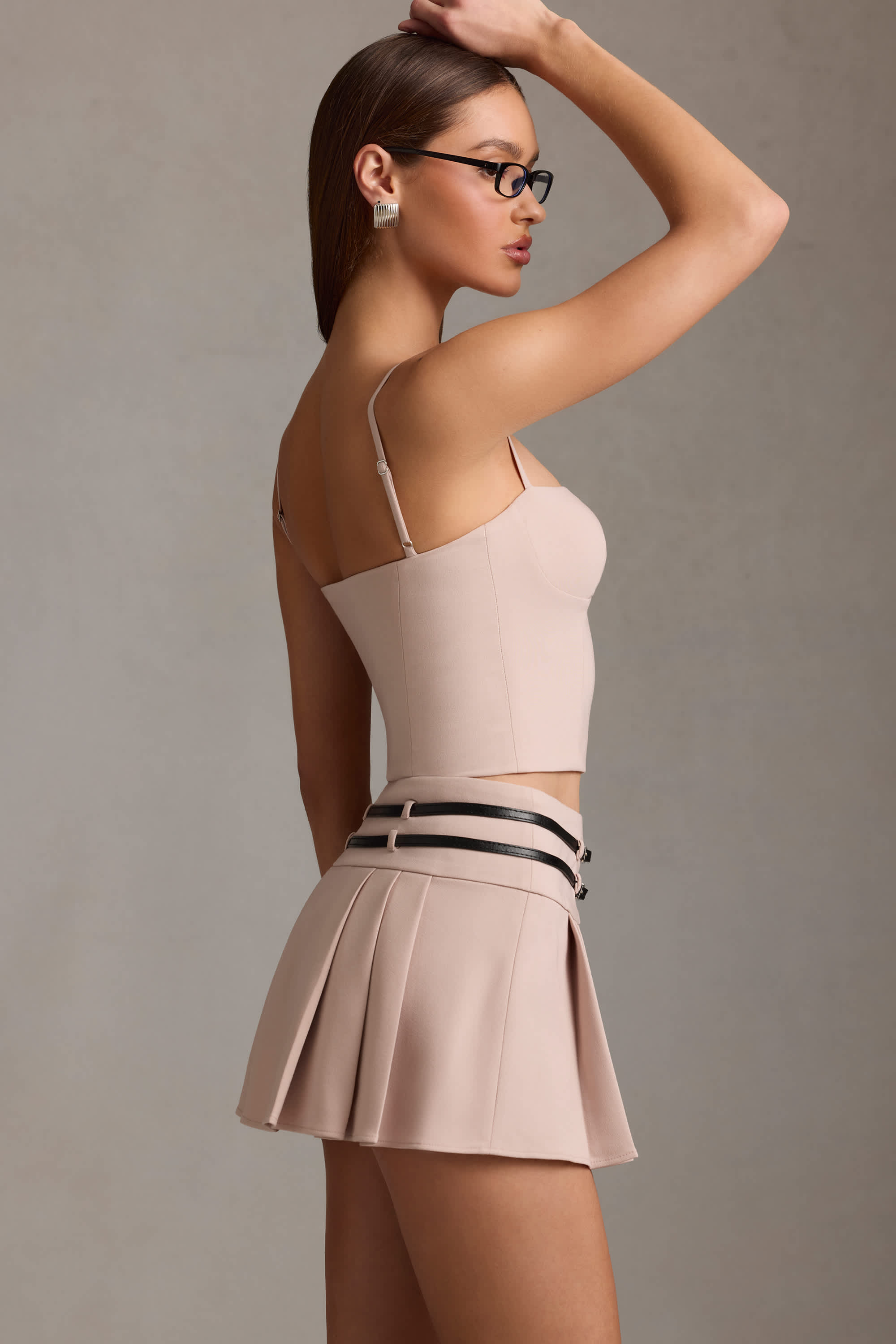 Vivia-Cut-Top Camisole Top in Mushroom