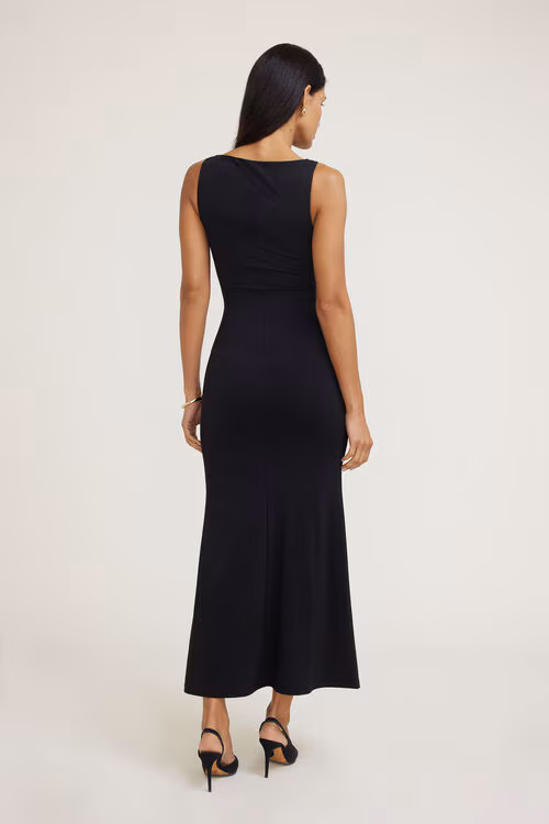 Sculpt Twisted Maxi Dress-Jet Black