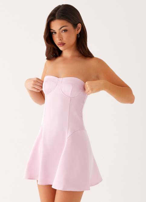 strapless mini-dress Edikted Women's Textured Flowers Strapless Mini Dress