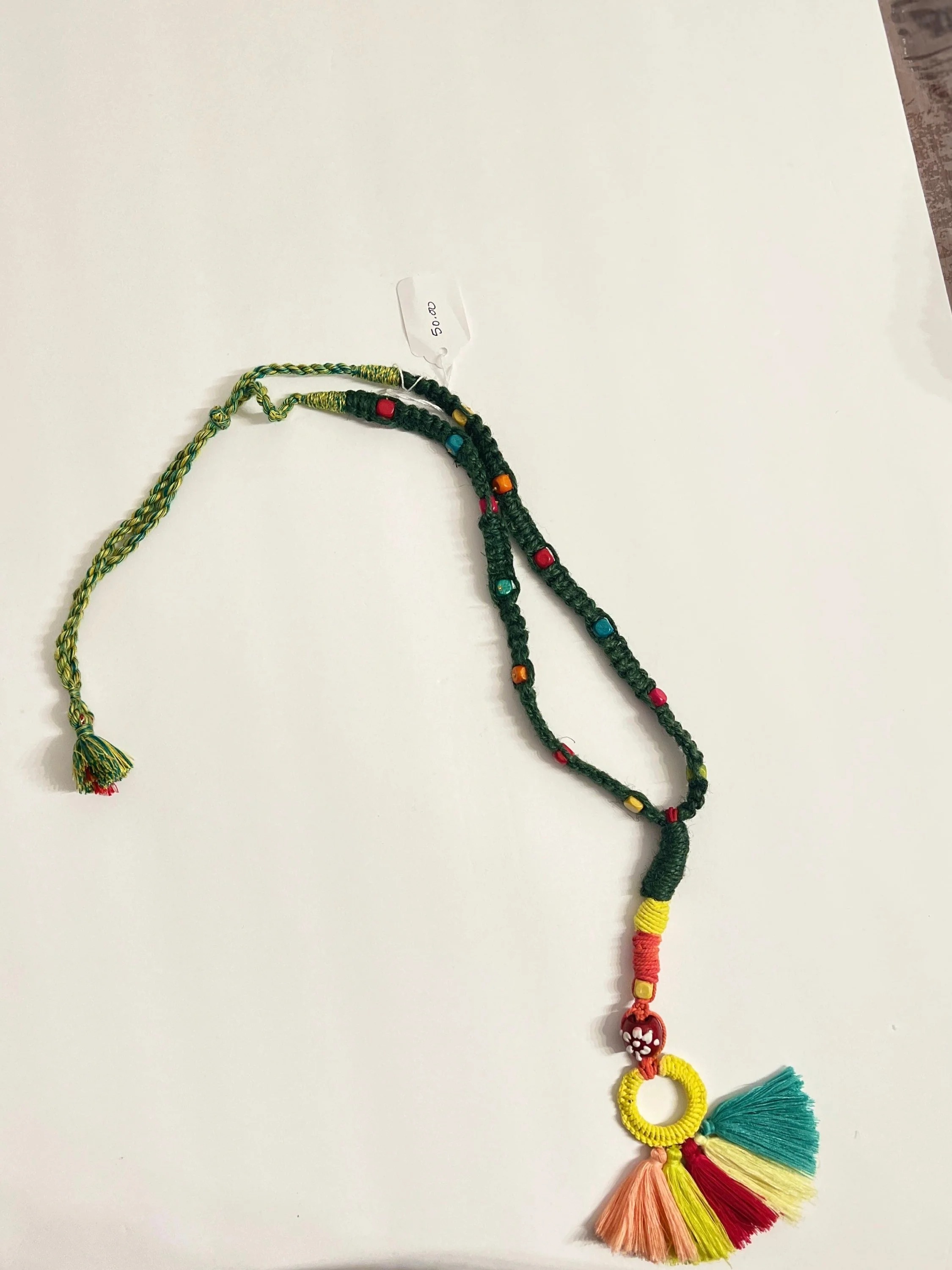 Collier bohème recyclé à pompons