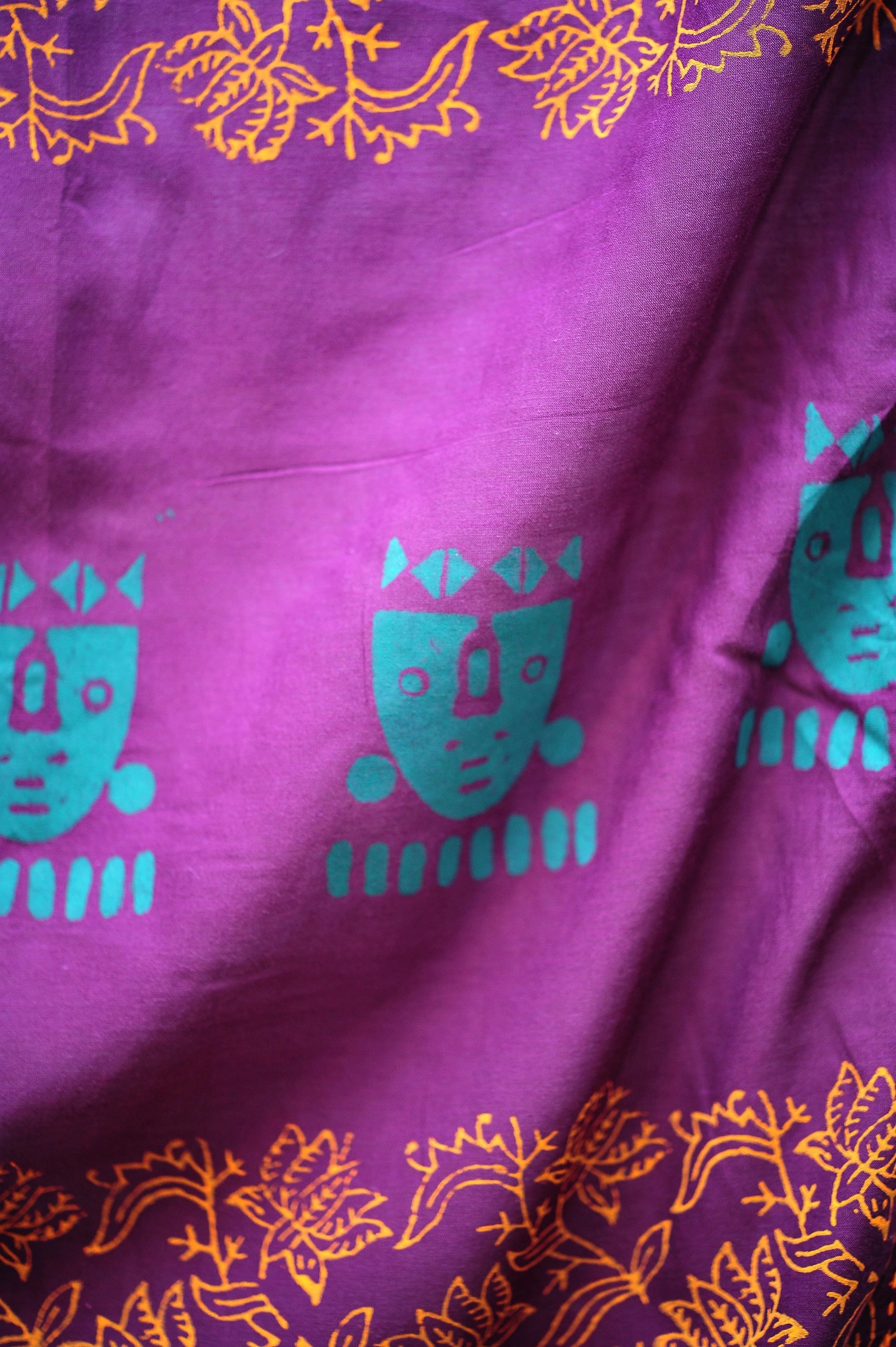 Visages tribaux et géométrie