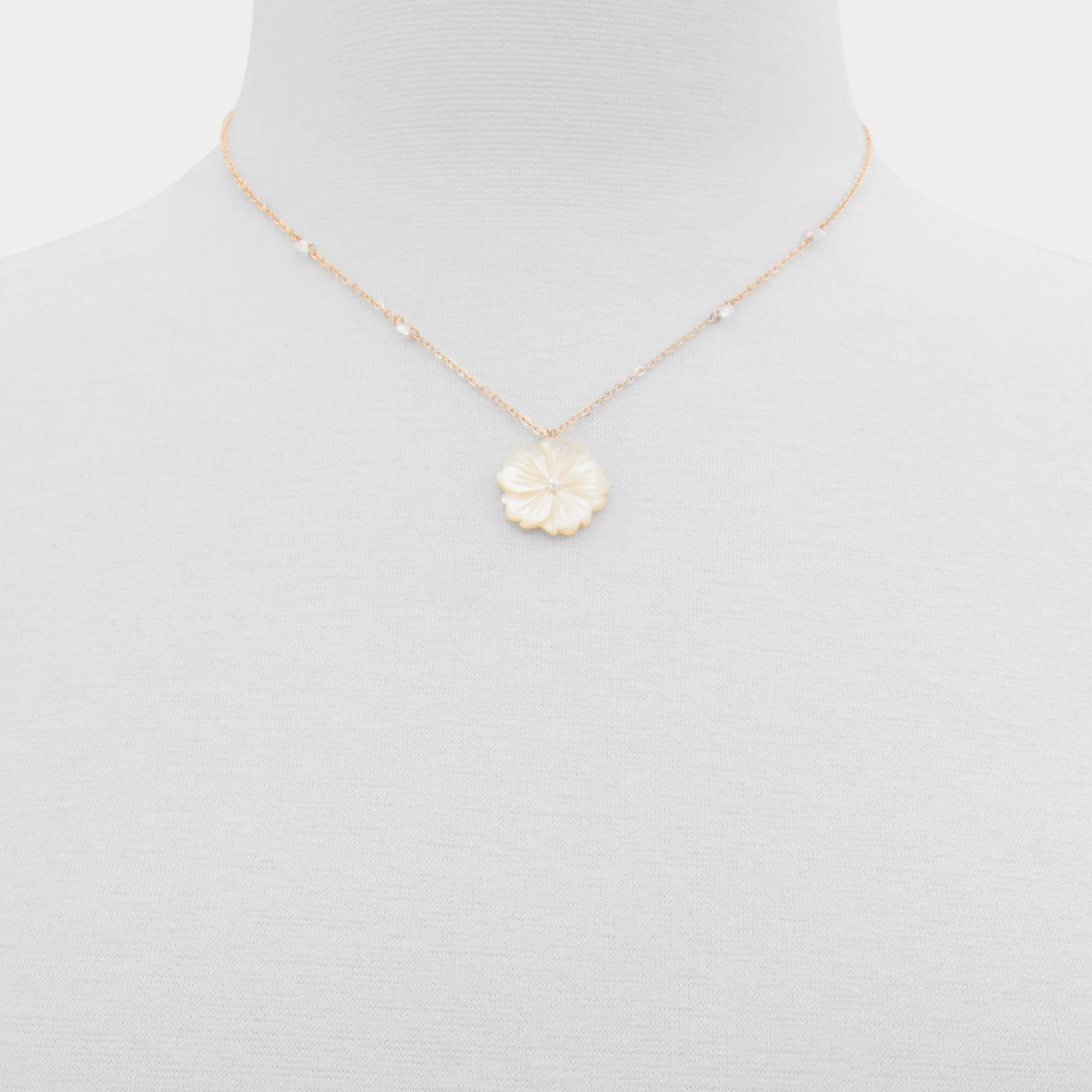 Magnollia - Pendant necklace - ALDO