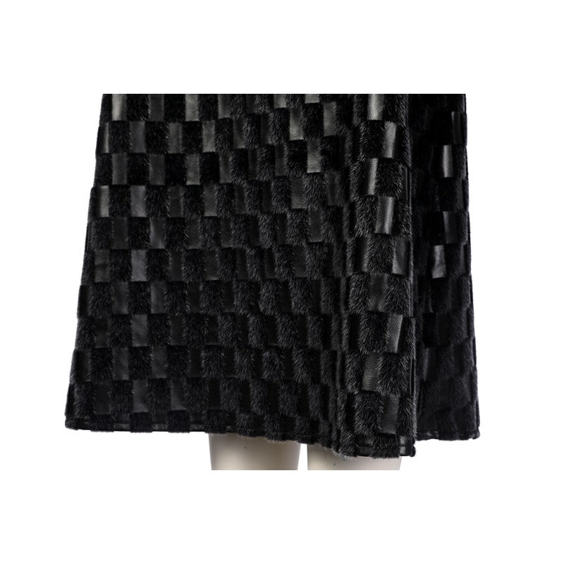 Vestido de Cruella Deville para Halloween con Chaqueta de Cuero Negro y Peluca - Fantasia Cosera