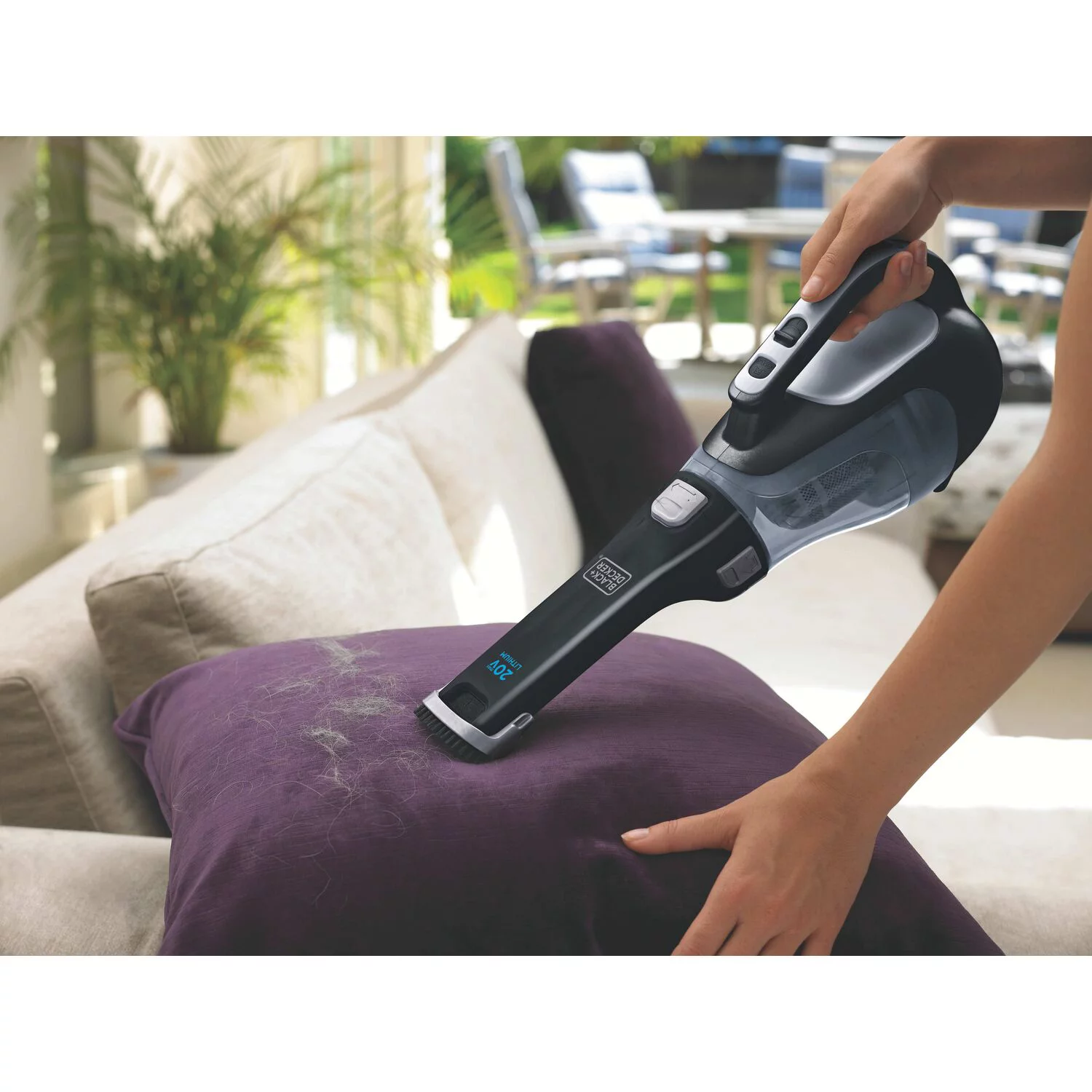 Black & Decker BDH2000L 20V MAX Cordless Lithium-Ion Platinum Hand Vacuum Kit - MadeInUSA