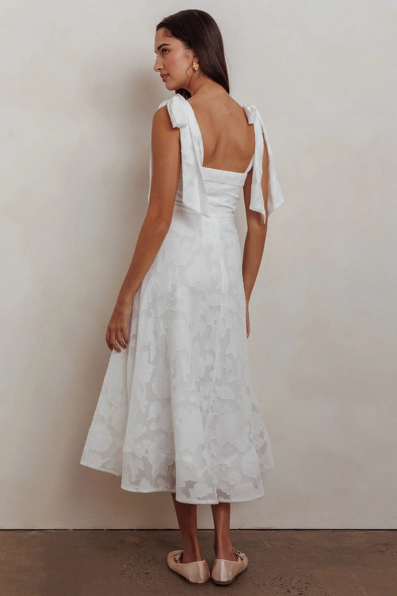 Jeanie Bow Shoulder Midi Dress Embossed White