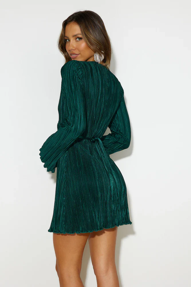 Horizons Meet Plisse Dress Forest Green
