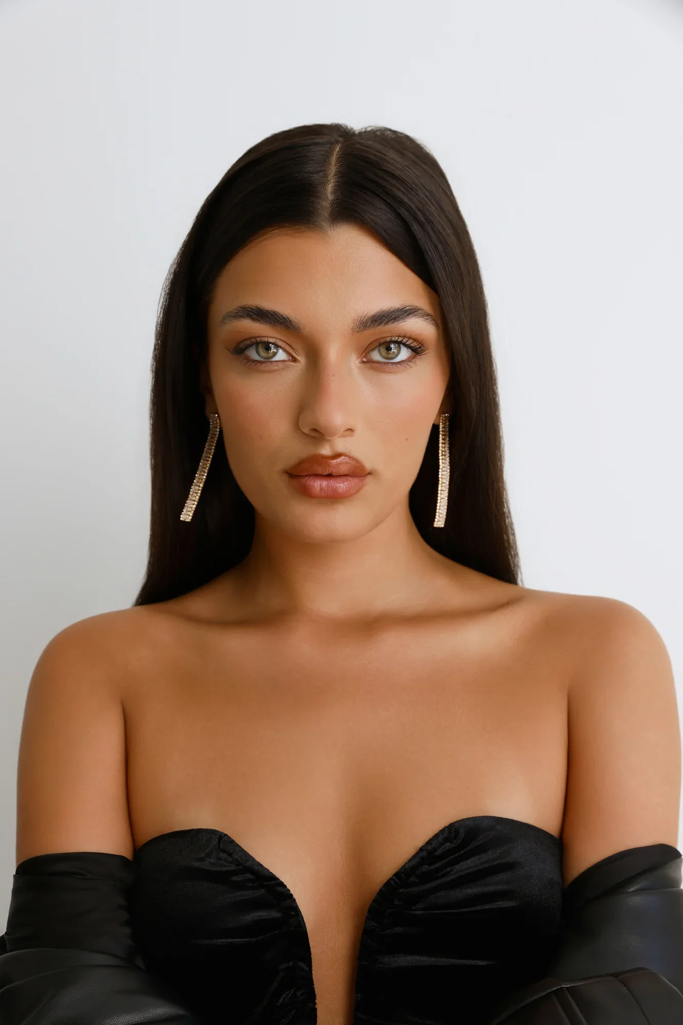 Homecoming Queen Earrings Gold