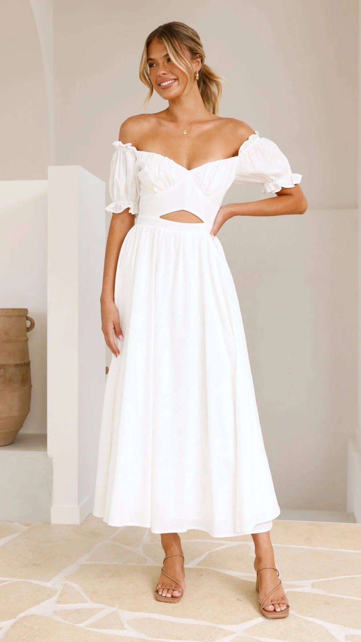 Hulu Maxi Dress - White