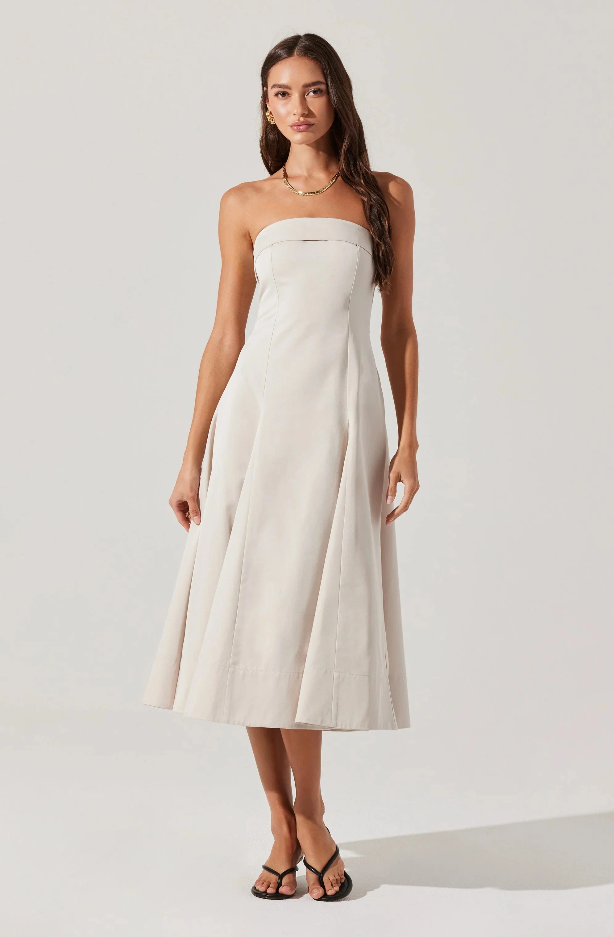 Ayeri Strapless Midi Dress