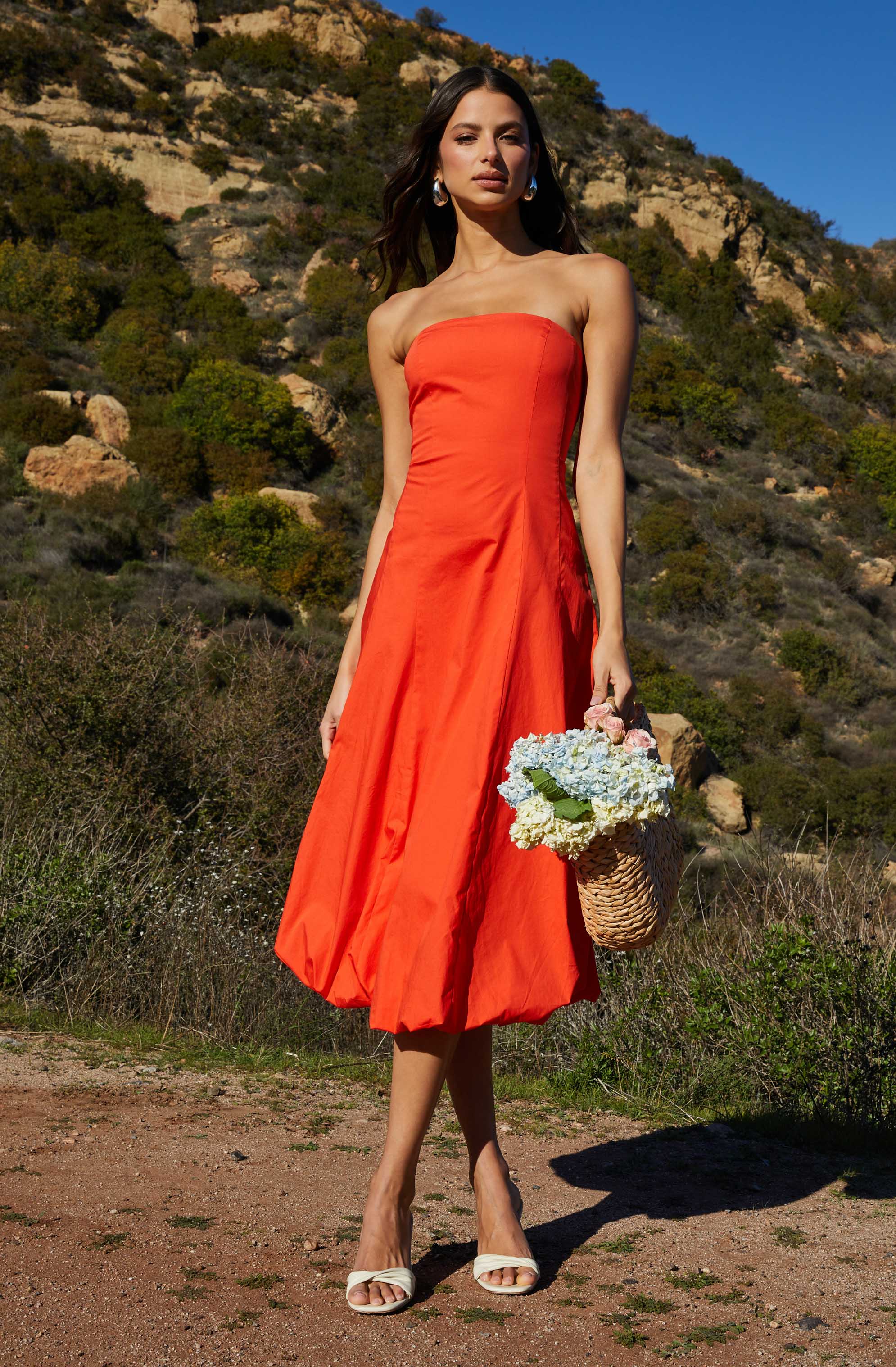 Lace Up Strapless Bubble Dress