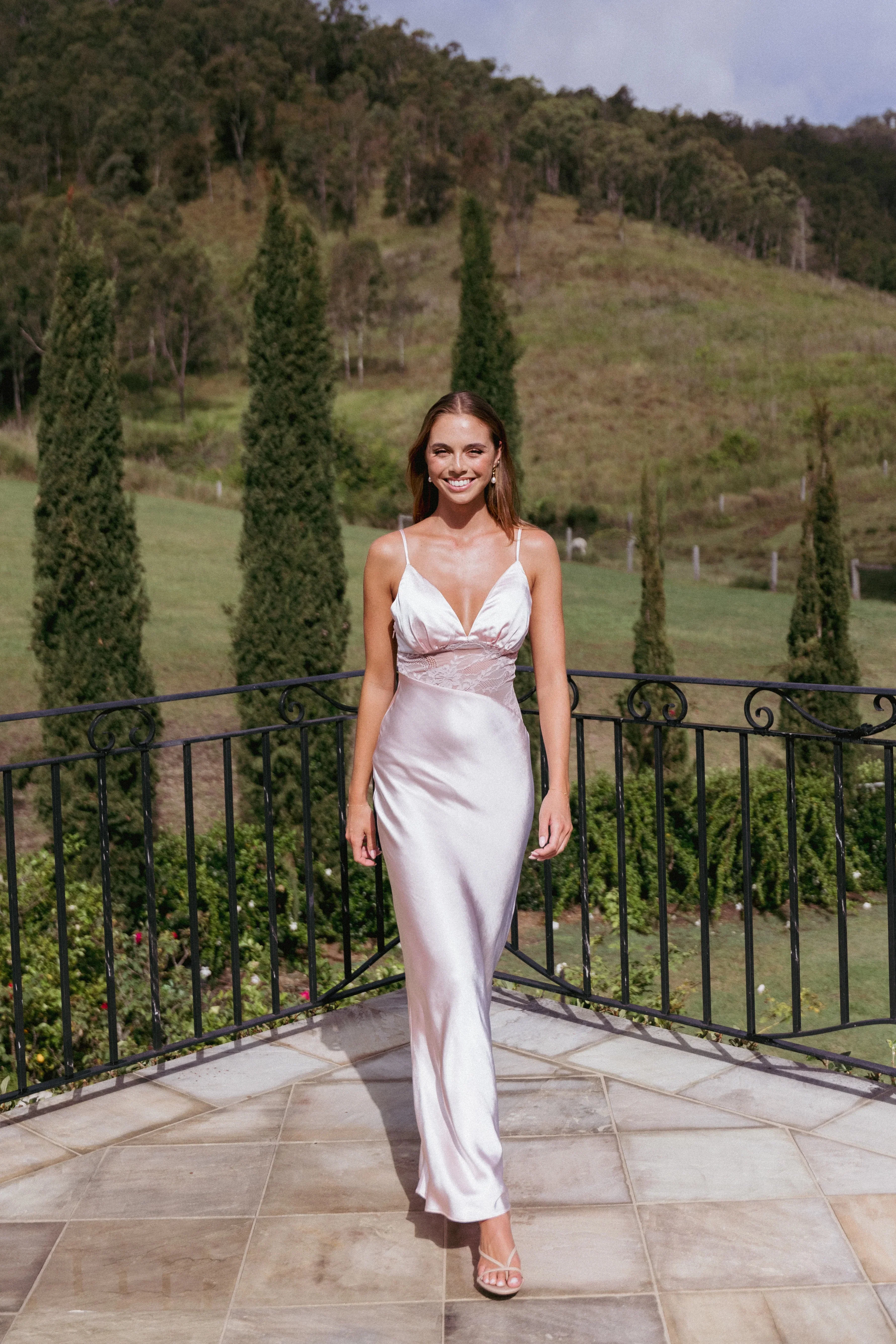 Milla Maxi Lace Dress - Pale Pink