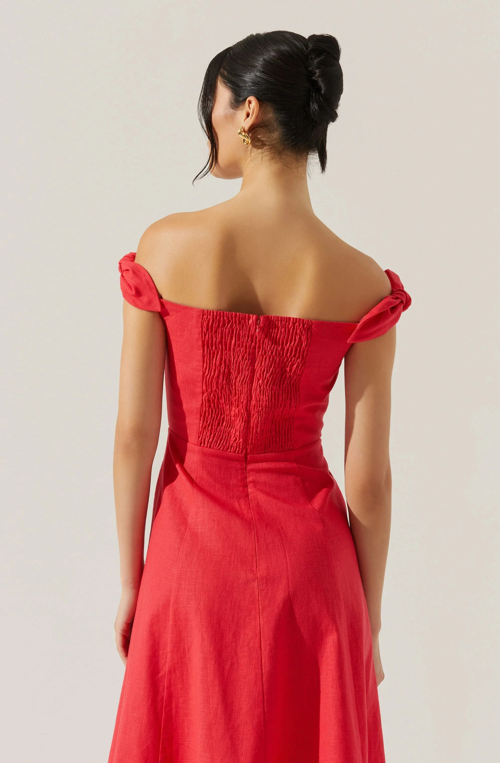 Charelin Linen Off Shoulder Dress