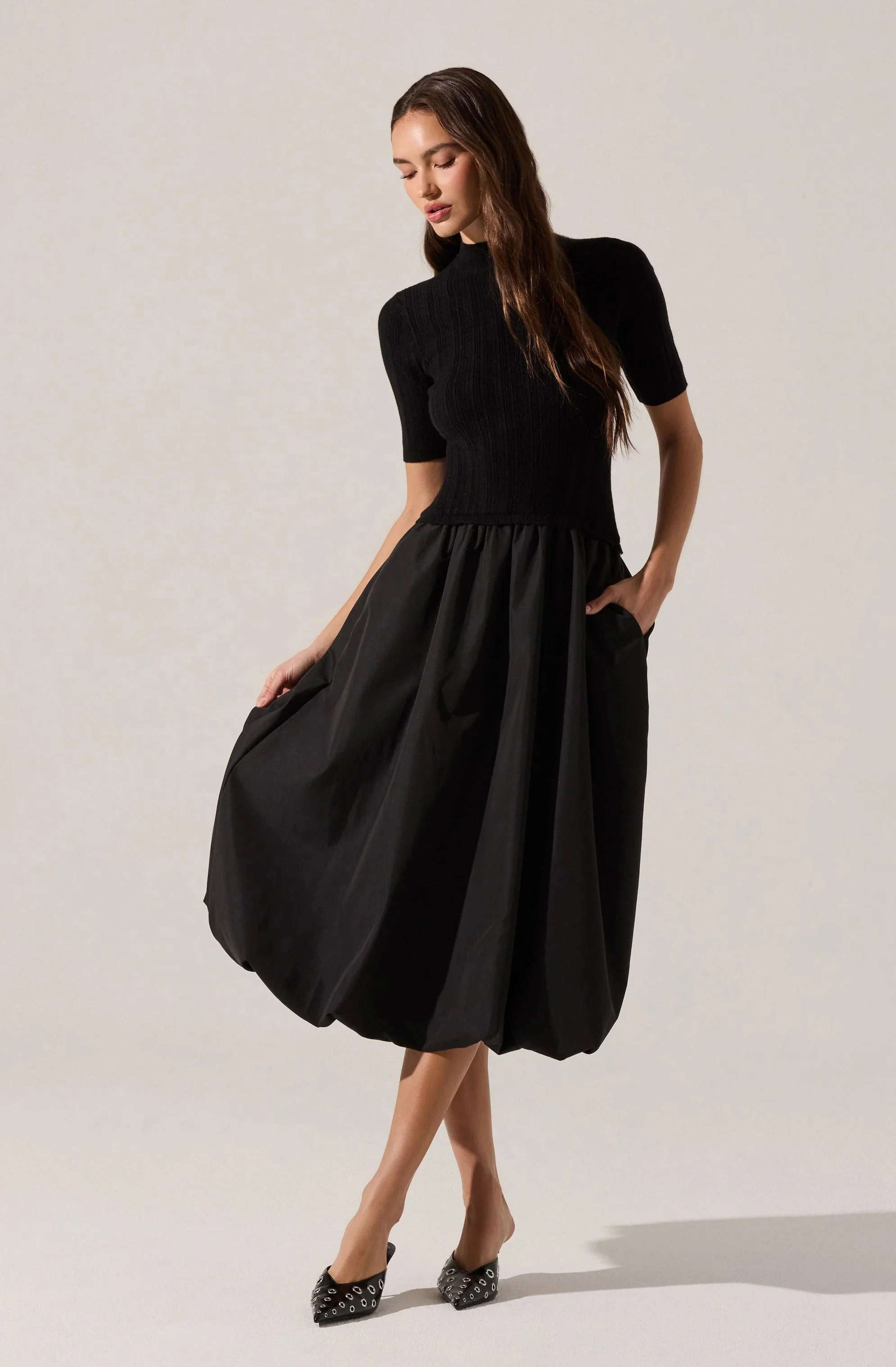 Caerlion Contrast Knit Midi Dress