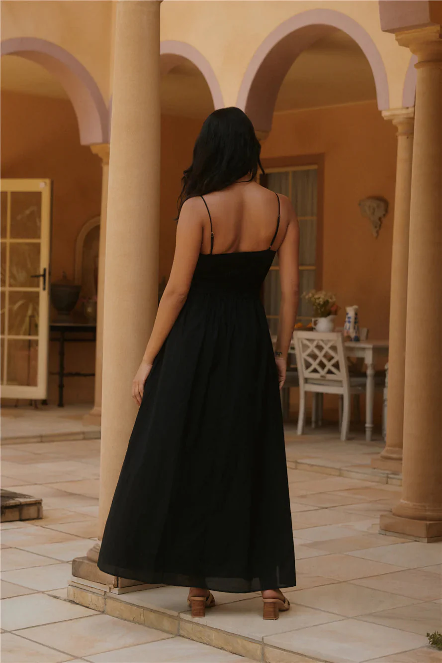Whispering Willow Maxi Dress Black
