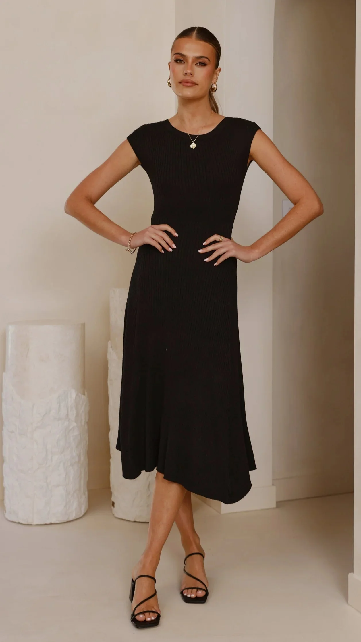 Seona Knit Midi Dress - Black