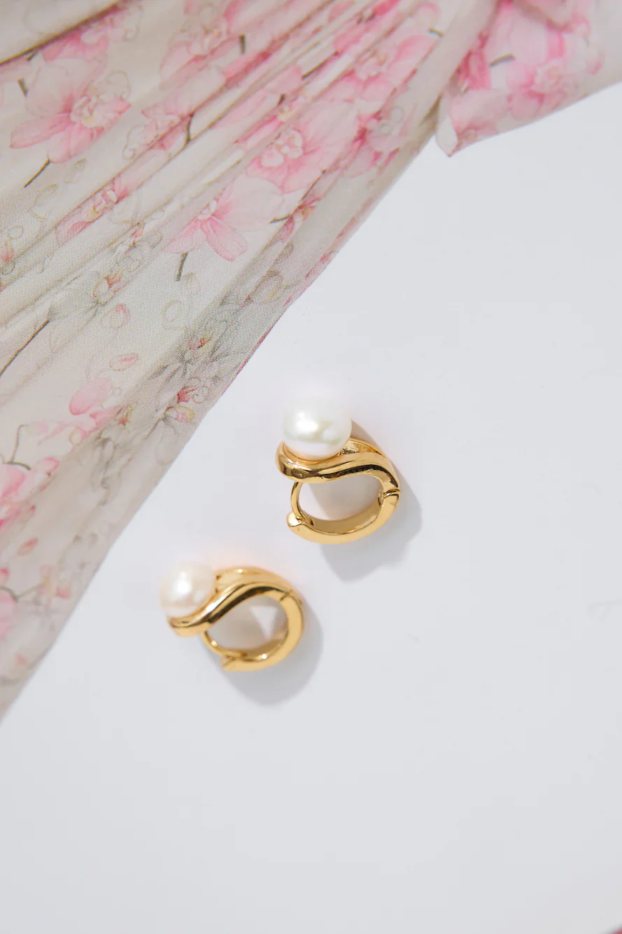 Kaida Pearl Earrings Gold