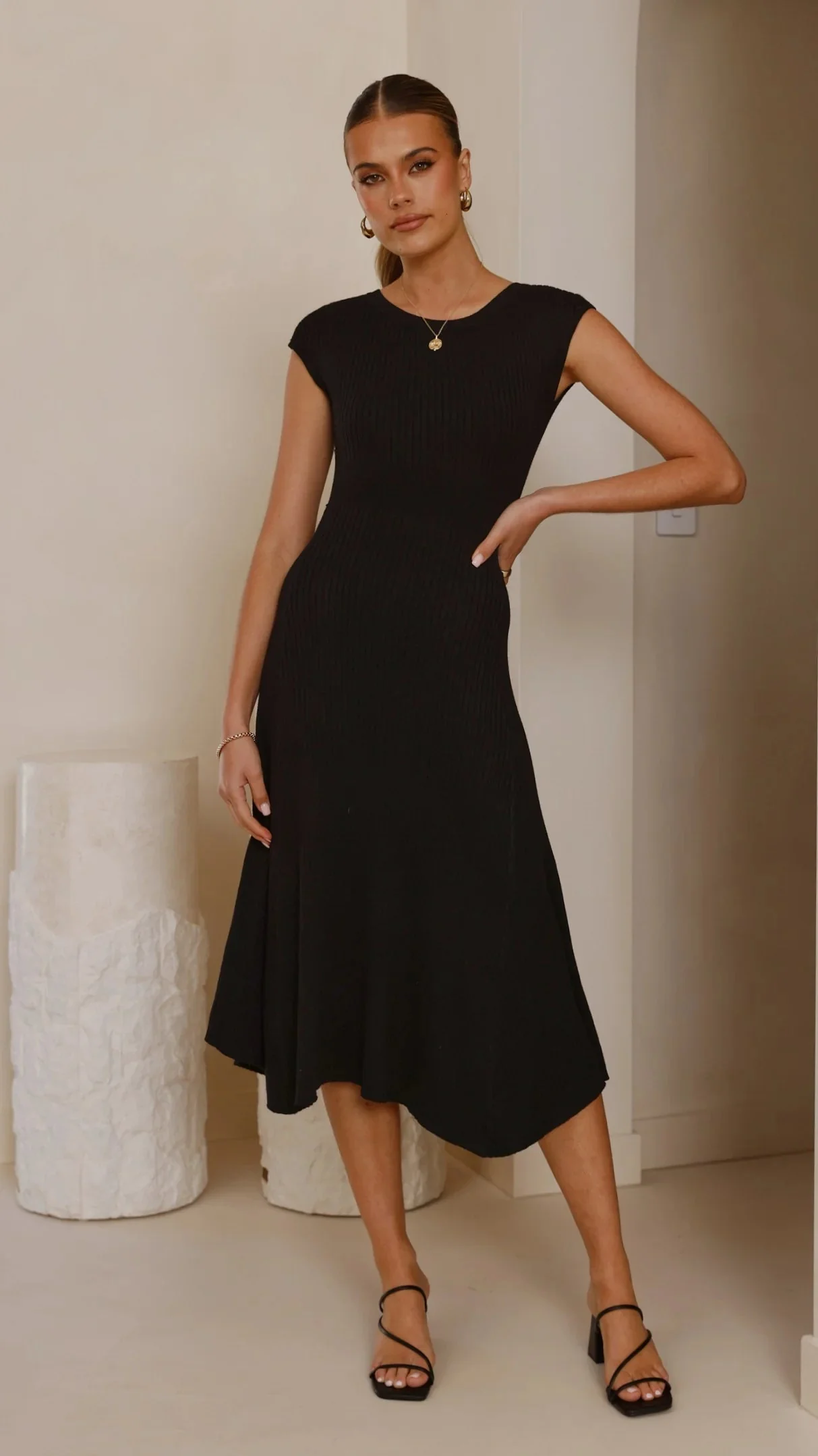 Seona Knit Midi Dress - Black