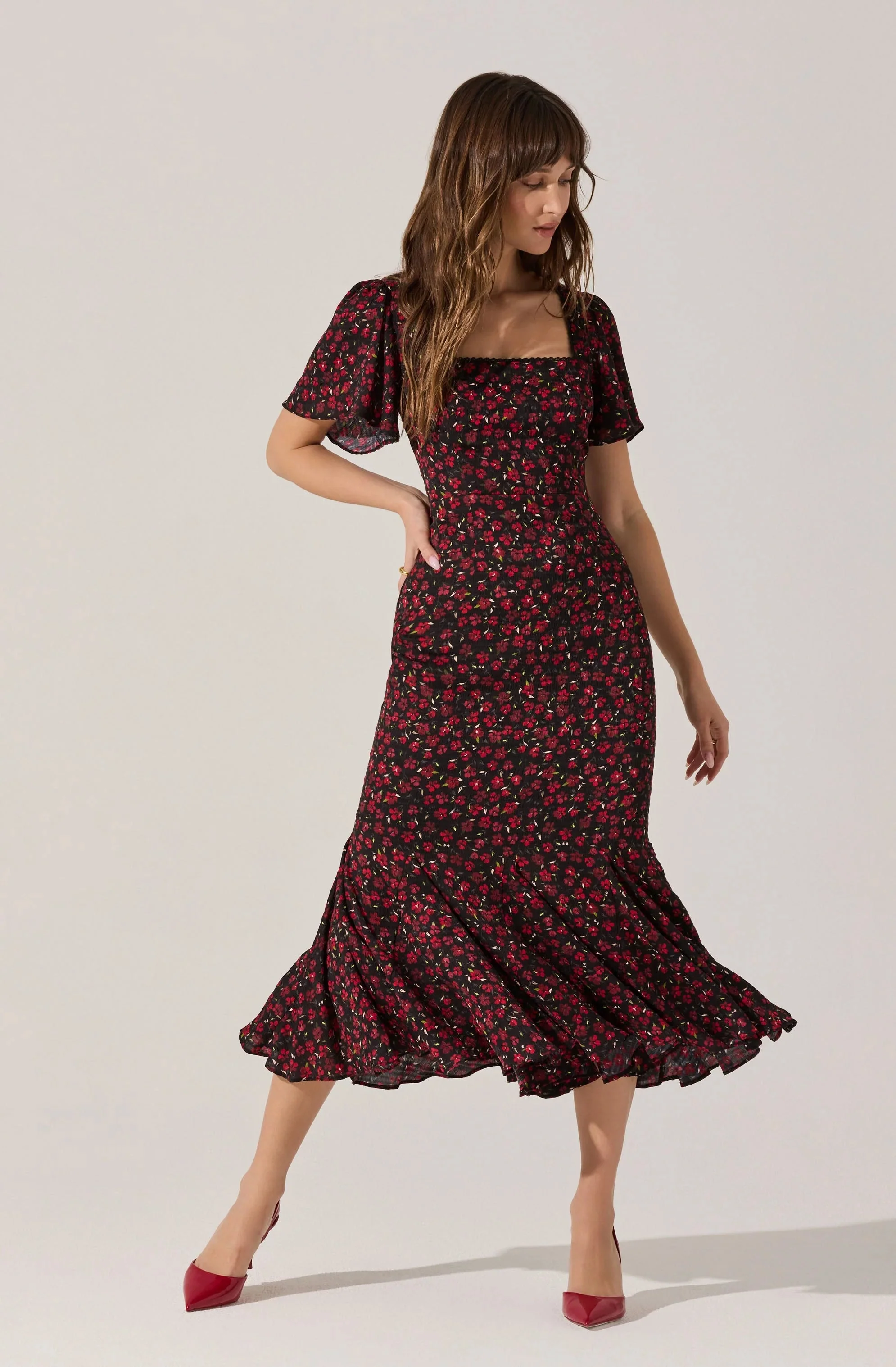 Sara Floral Lace Trim Dress