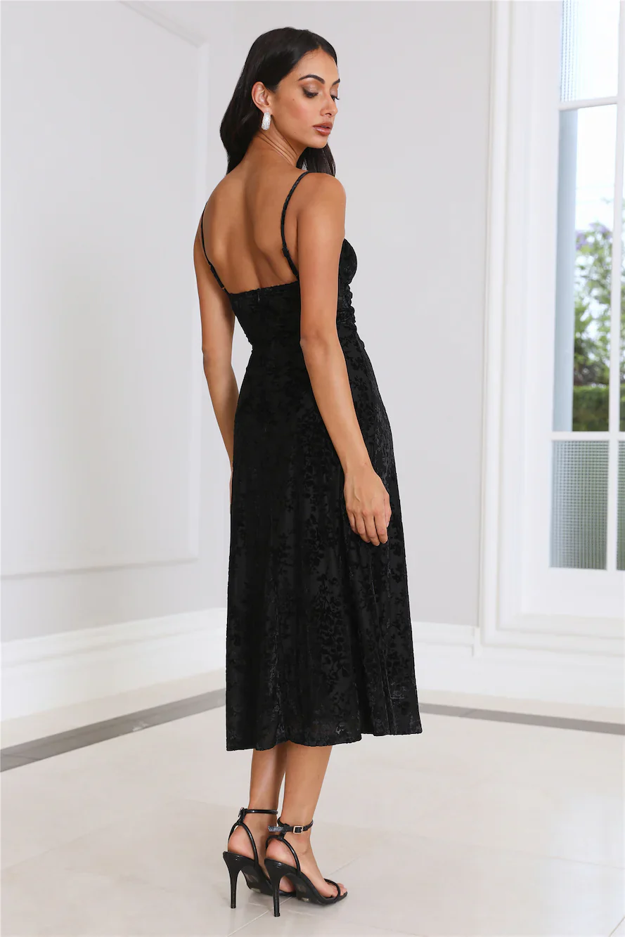 It's Giving Attitude Midi Dress Black