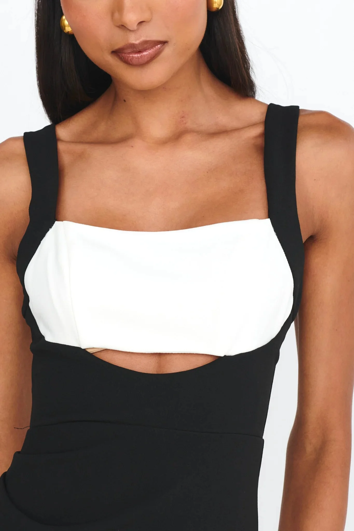 Move Maker Cut-Out Midi Dress Black