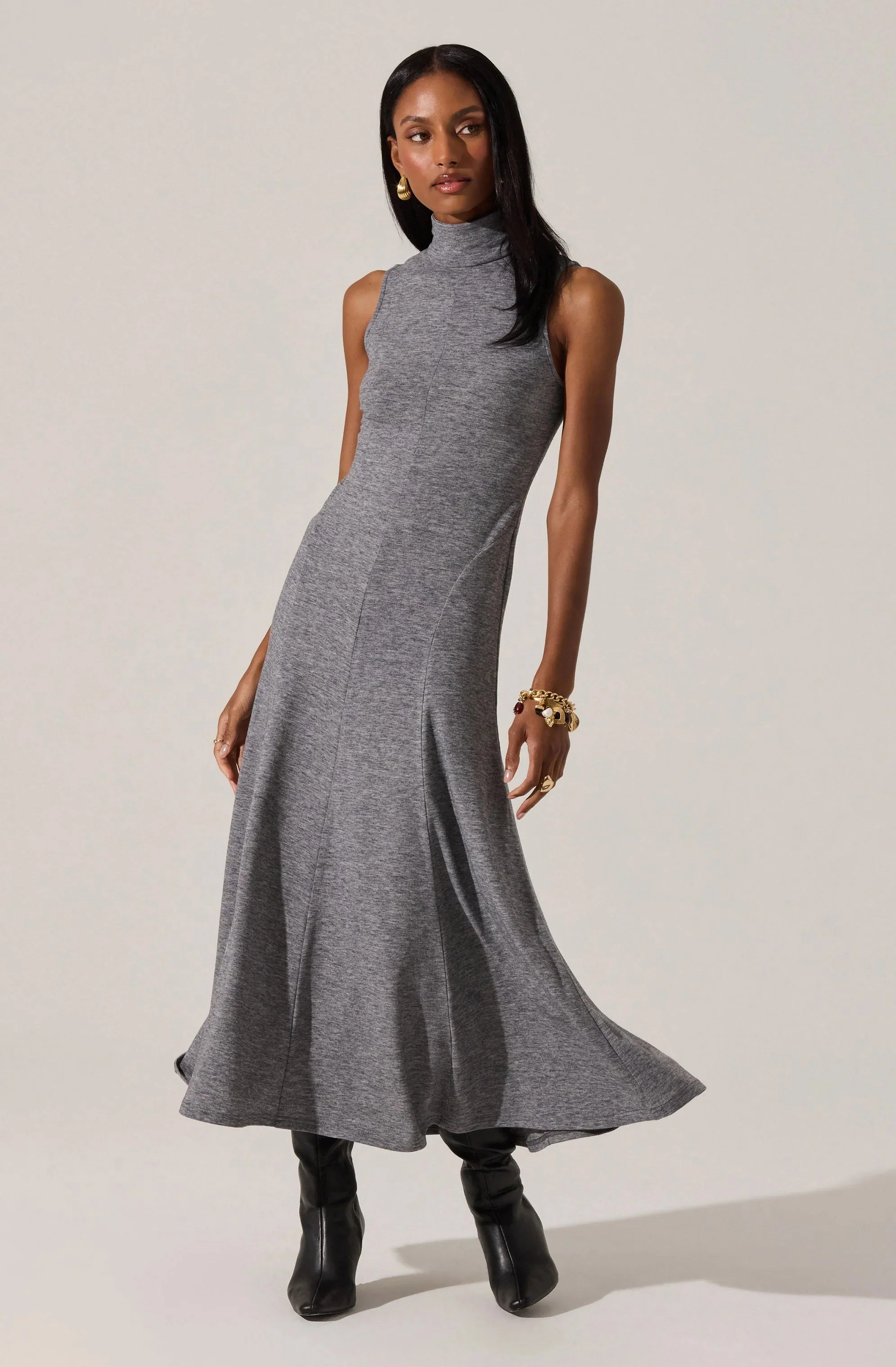 Haylie Sleeveless Turtleneck Sweater Dress