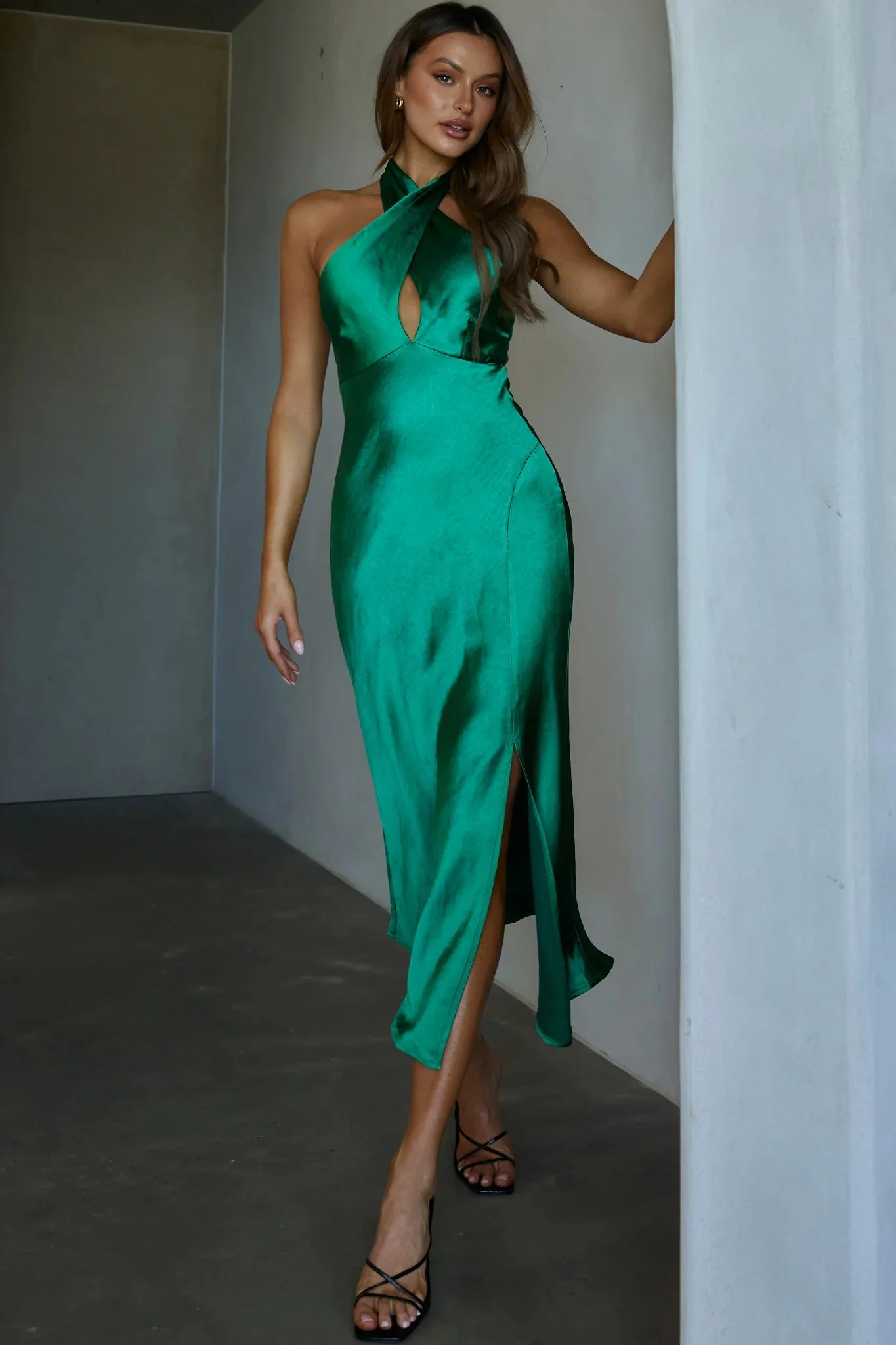 Je Reve Twist Halterneck Midi Dress Green