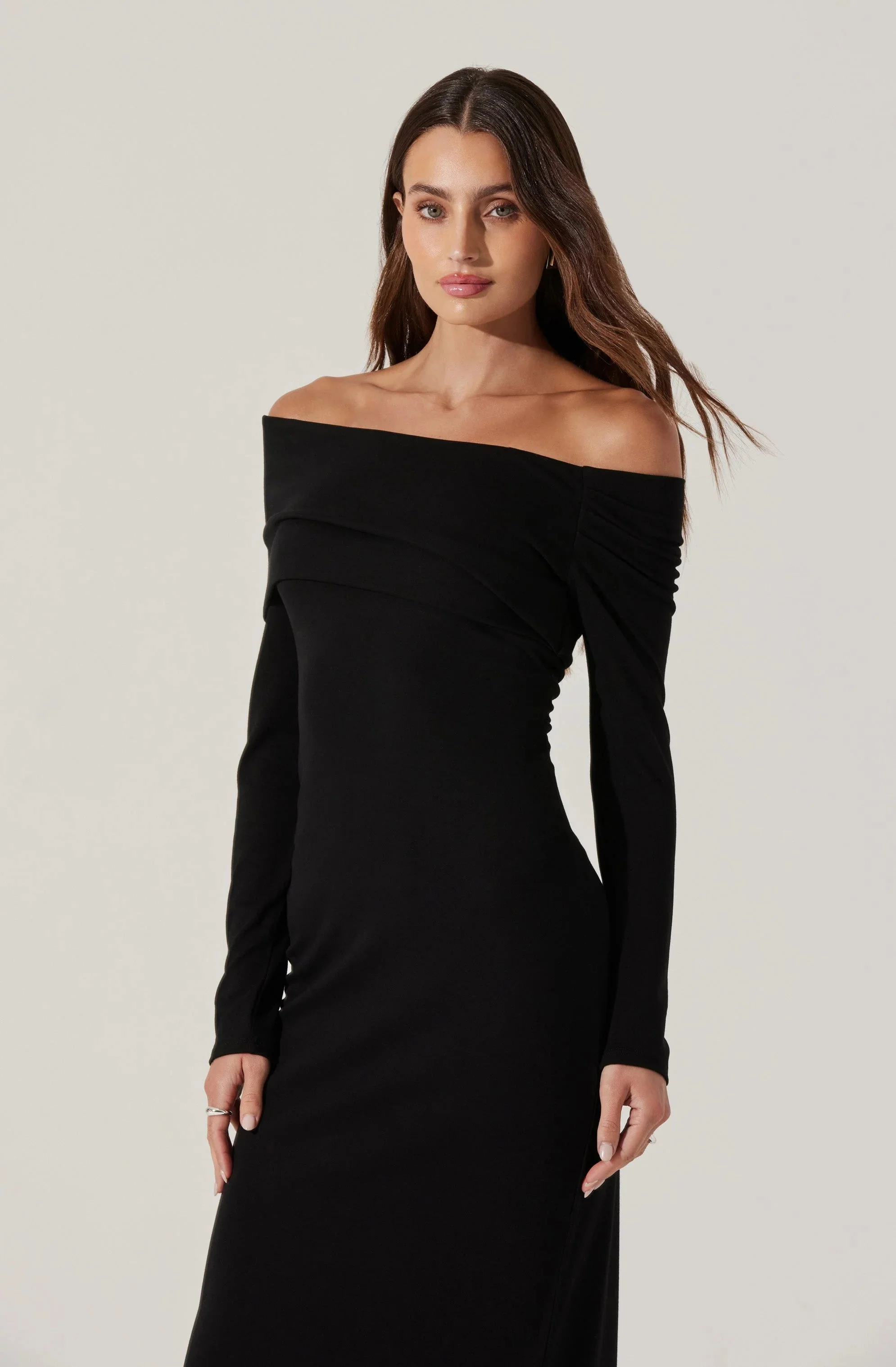 Jada Off Shoulder Midi Dress