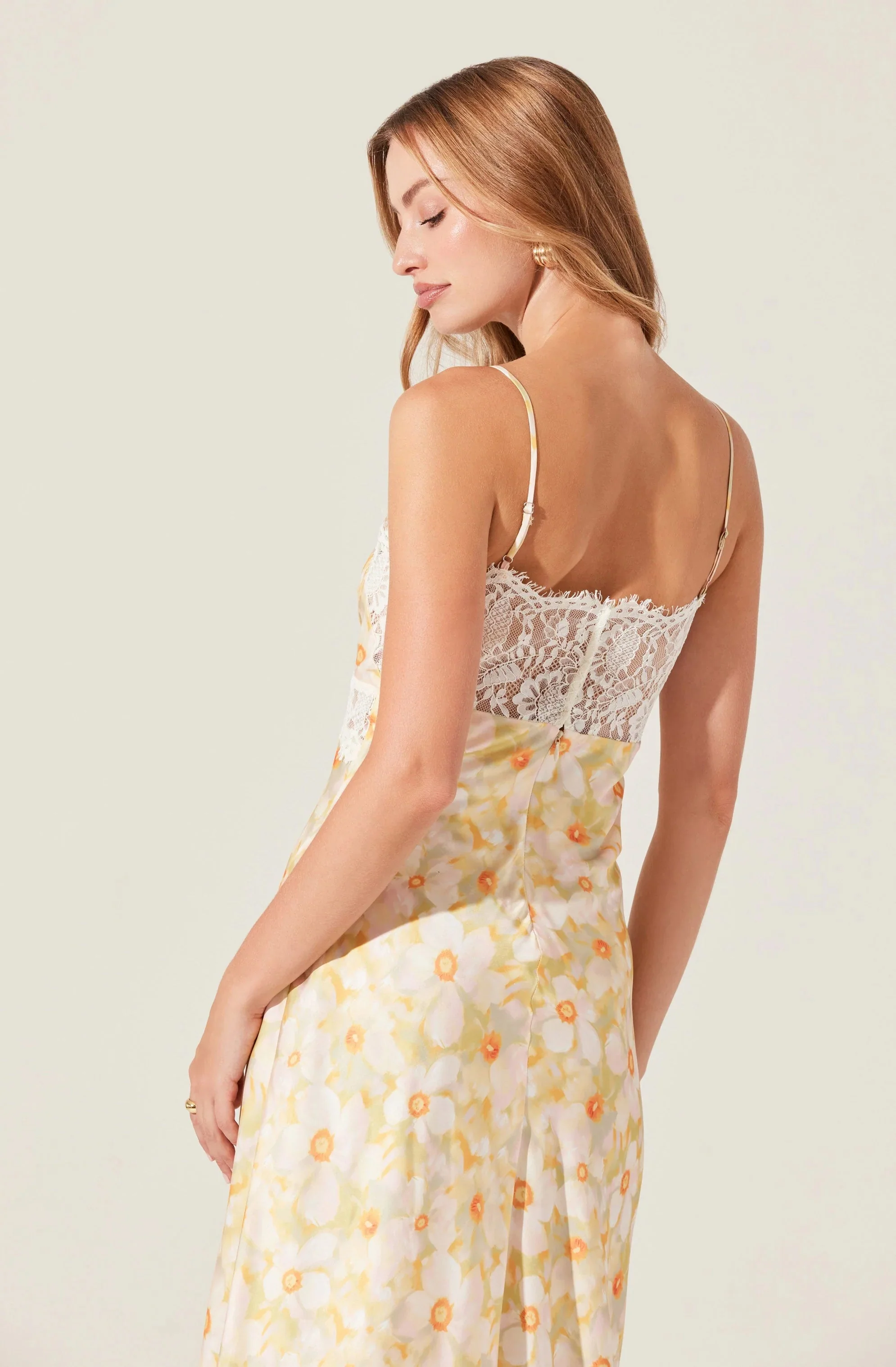 Ivanna Floral Lace Maxi Dress