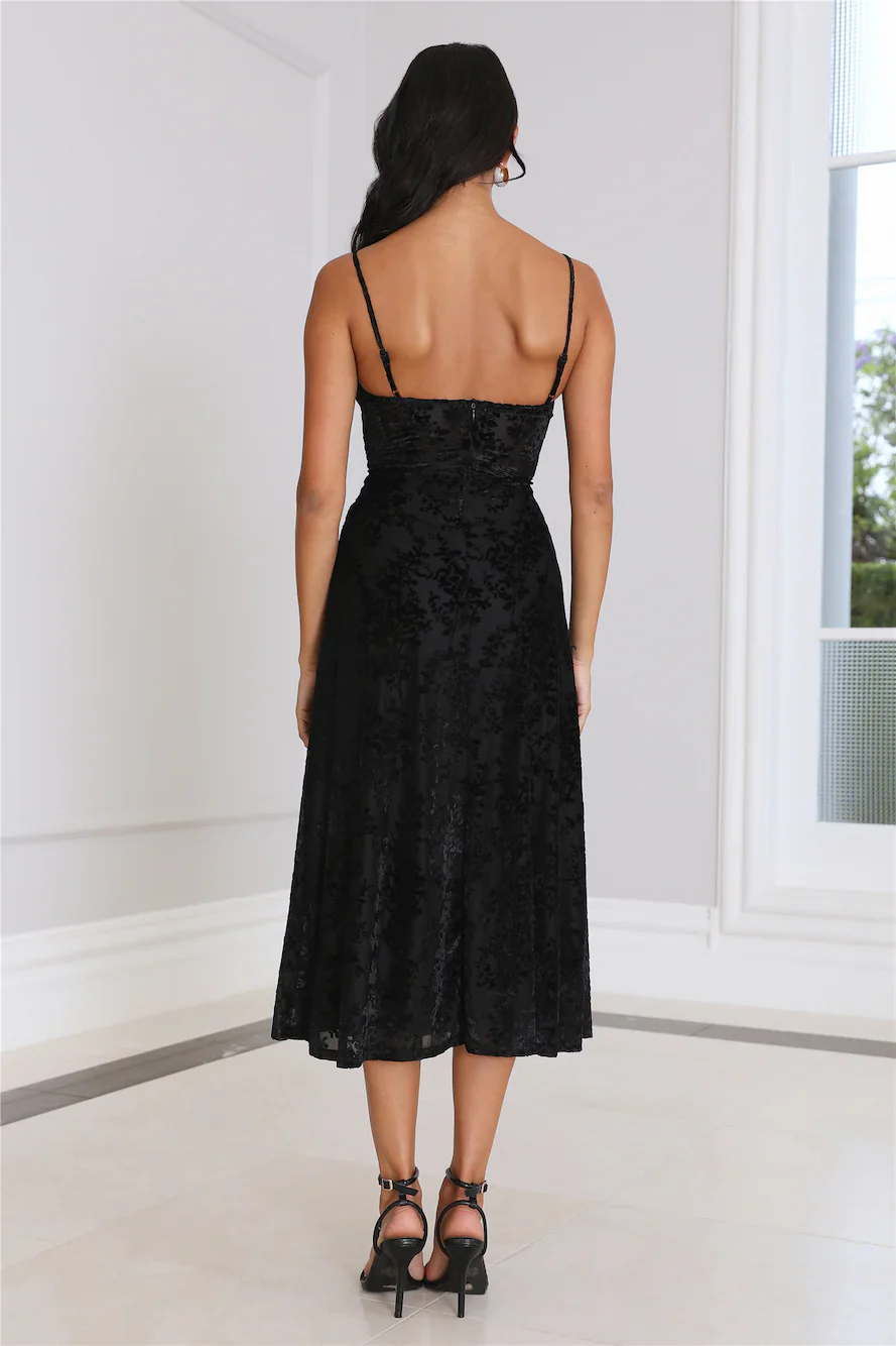 It's Giving Attitude Midi Dress Black