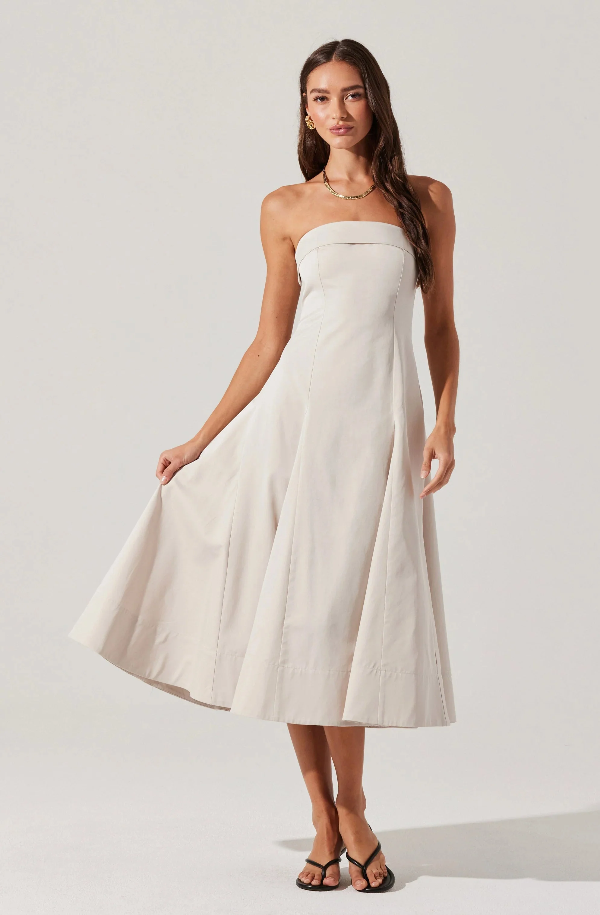 Ayeri Strapless Midi Dress