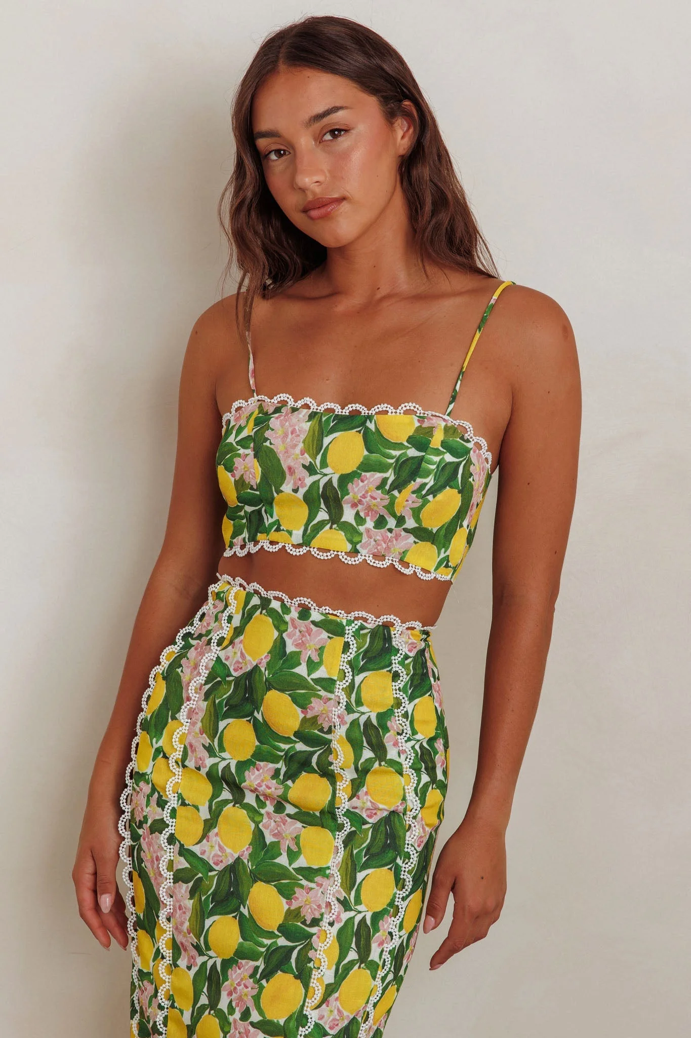 Chamberlain Scallop Trim Crop Top Citrus Lemon