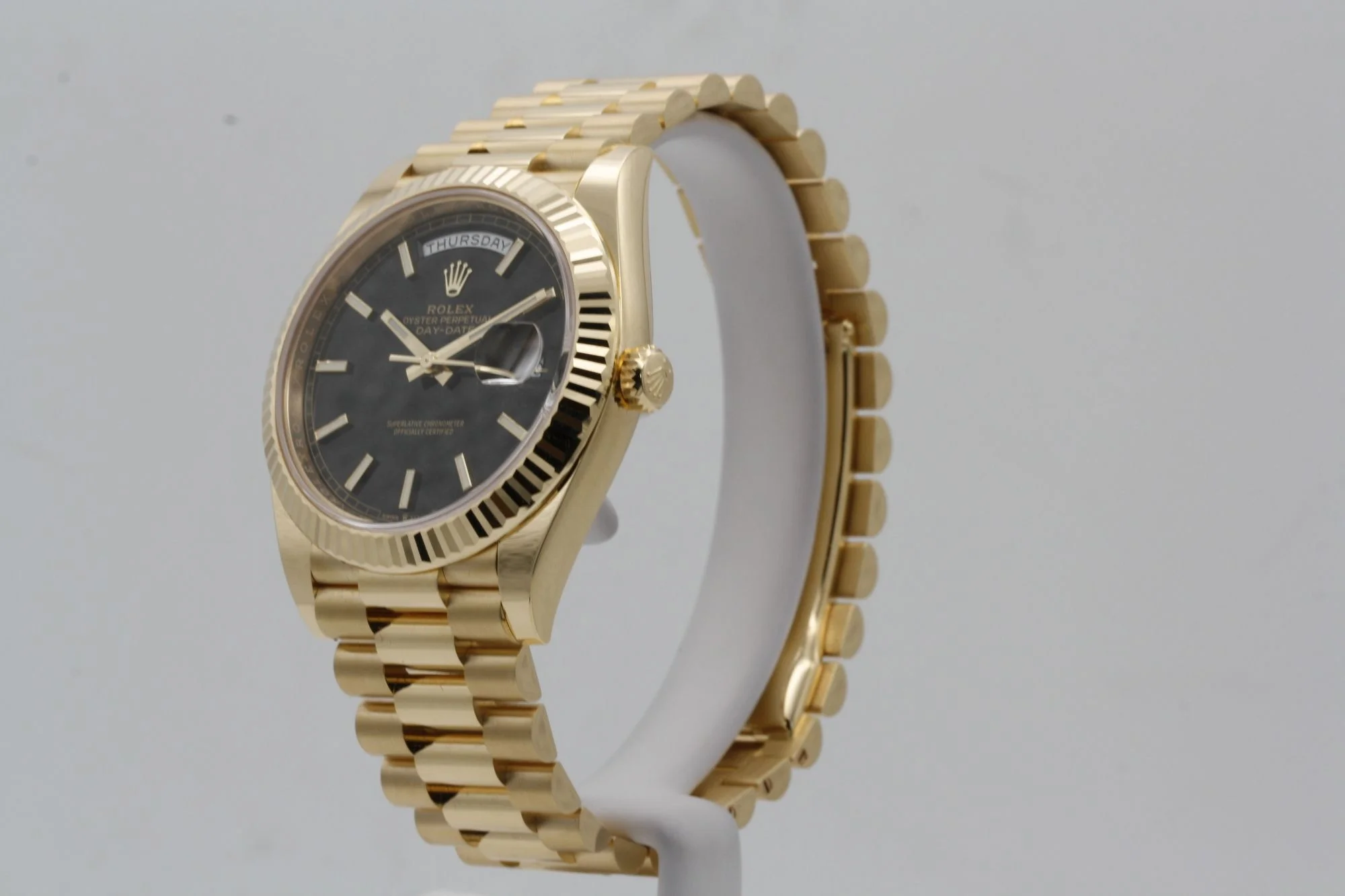 Superclone Rolex Day-Date 40 mm Black Dial 228238 - Bestter Watches