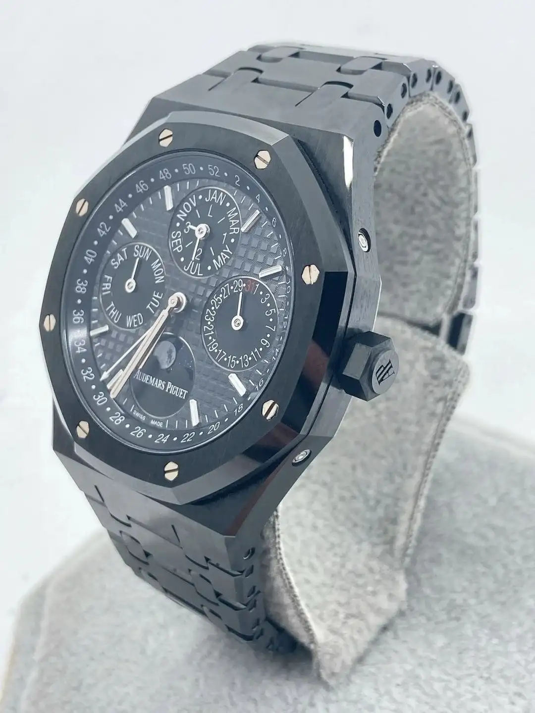 Audemars Piguet Royal Oak Perpetual Calendar Gray 26579CE.OO.1225CE.01 - Bestter Watches