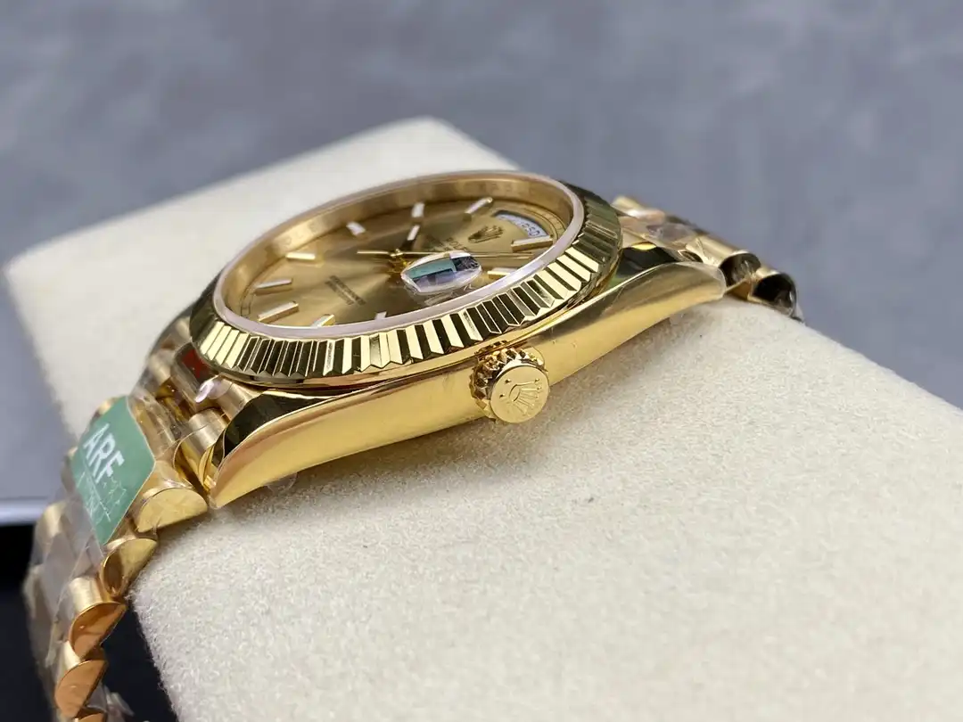 Superclone Rolex Day-Date II 40mm Champagne Dial 228238 - Bestter Watches