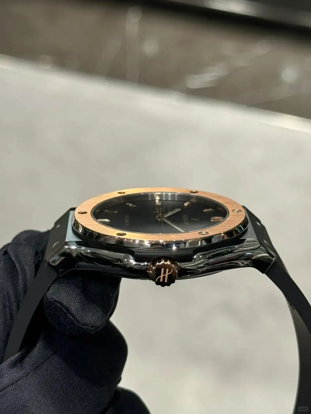 Hublot Classic Fusion Men Automatic Black Rubber Watch 511.NO.1181.RX - Bestter Watches