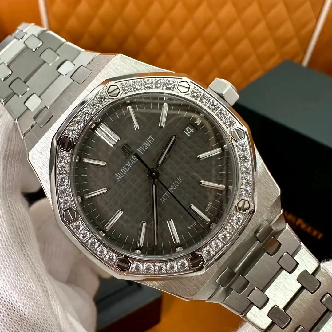 Audemars Piguet Royal Oak Selfwinding Black 15451ST.ZZ.1256ST.01 - Bestter Watches