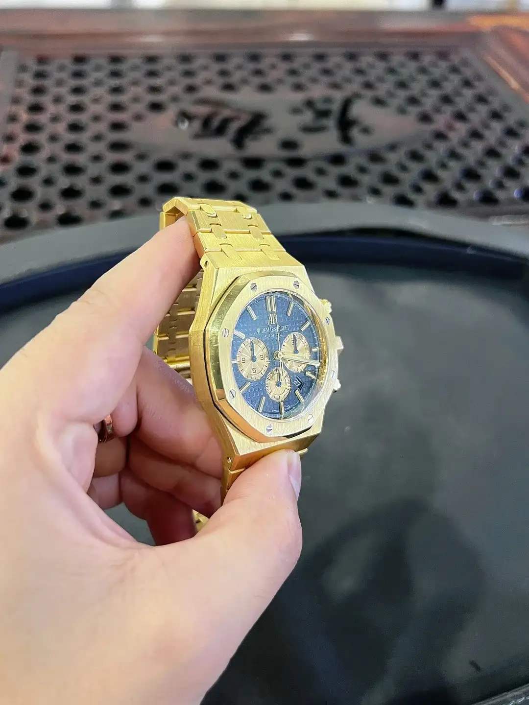 Audemars Piguet Royal Oak Offshore Selfwinding Chronograph Blue 26331BA.OO.1220BA.01 - Bestter Watches